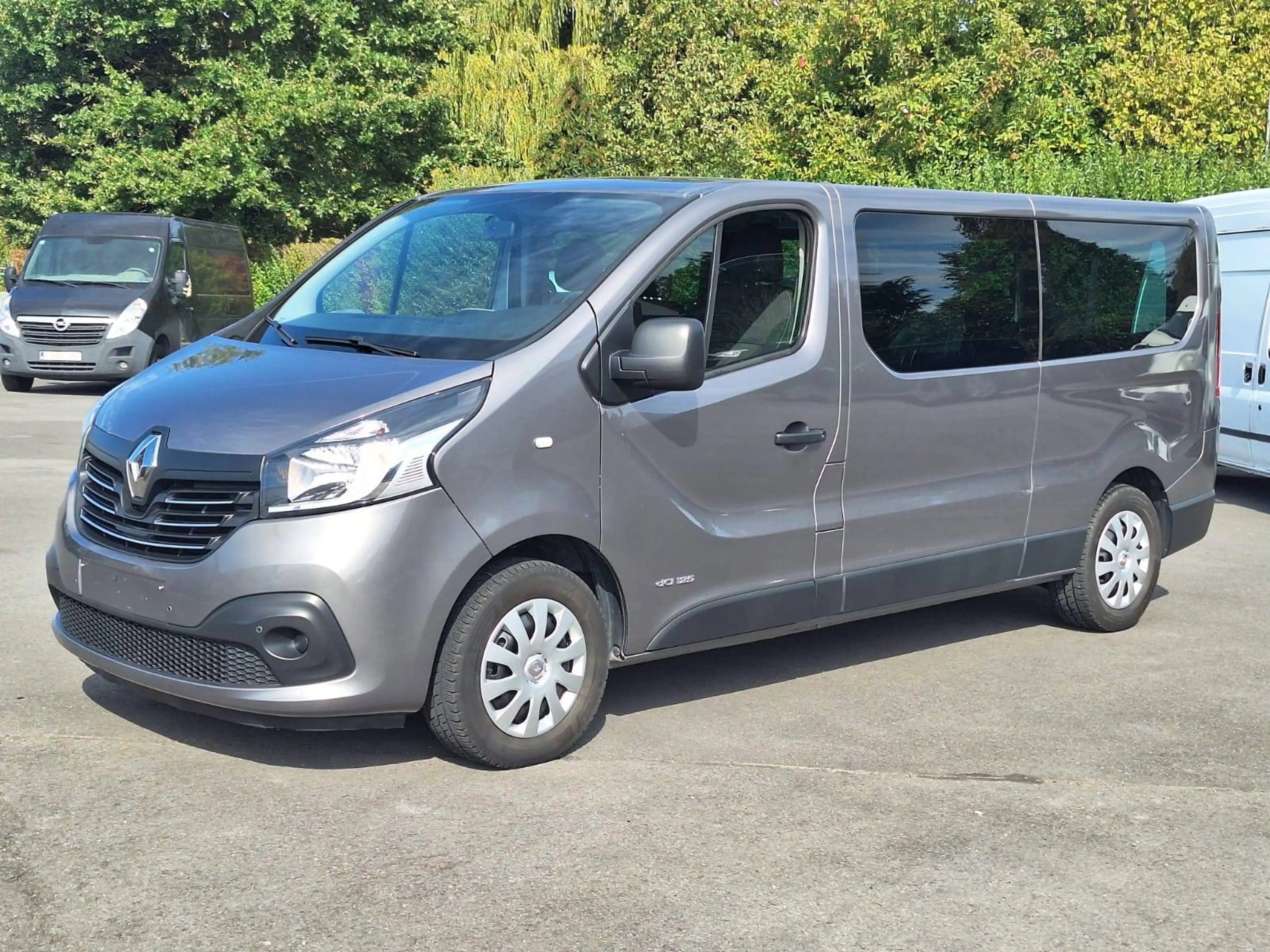 Renault Trafic 1.6d minibus 9places — photo 2