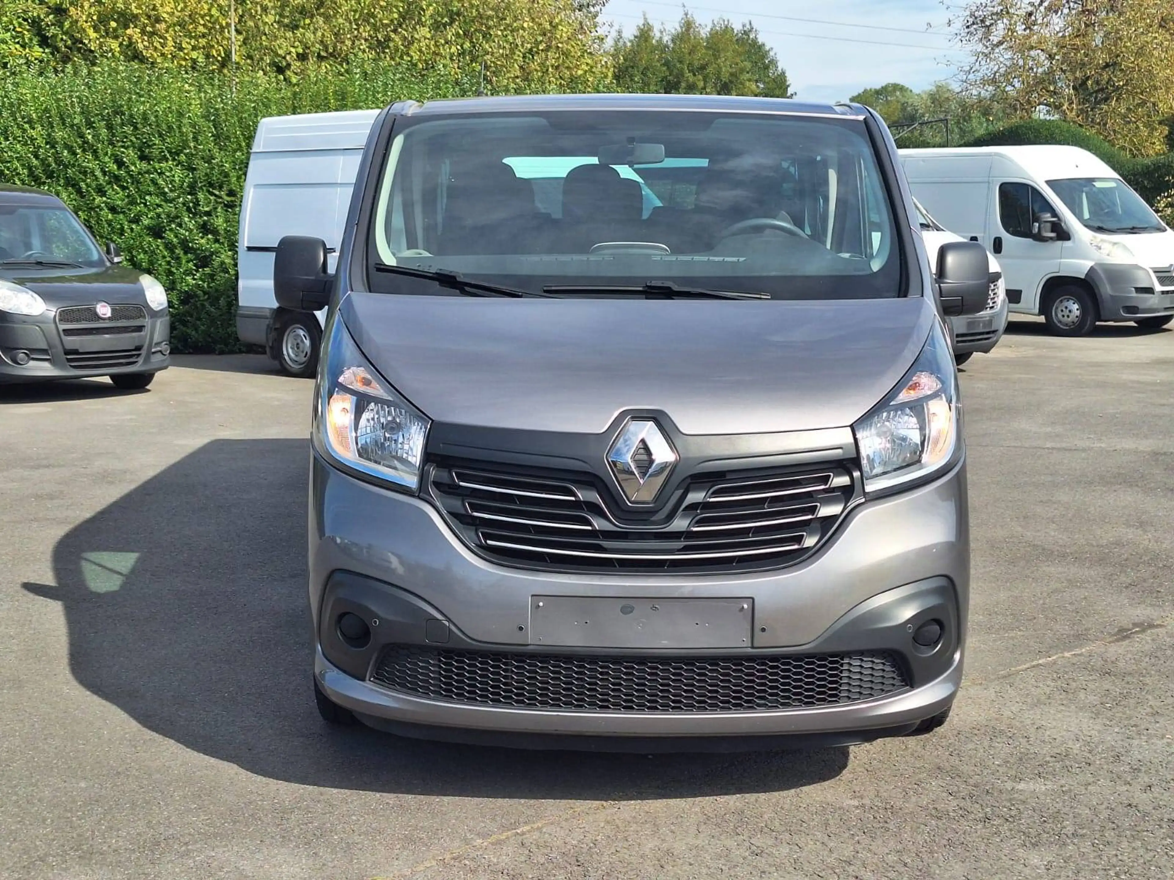 Renault Trafic 1.6d minibus 9places — photo 7