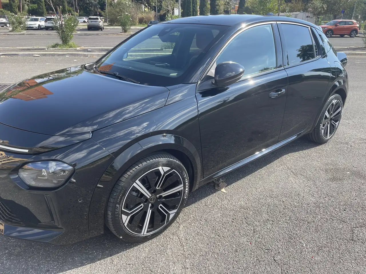 Lancia Ypsilon