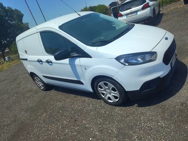 Ford Transit Courier Transit Courier 1.5 TDCi 75CV Van Entry