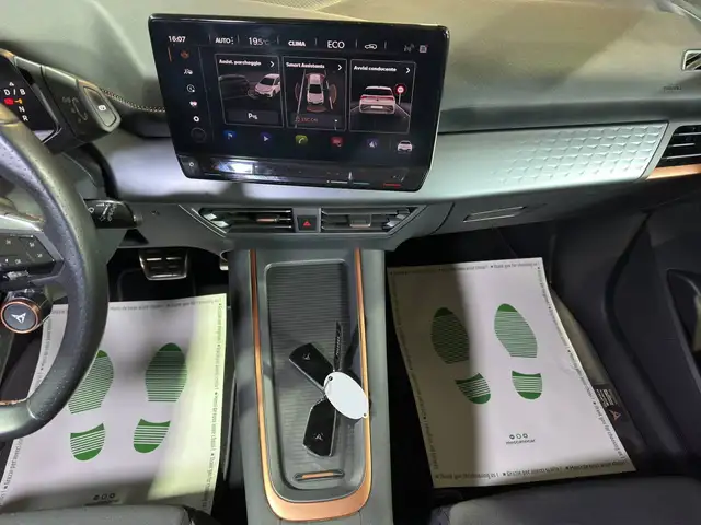 Cupra Born view 8