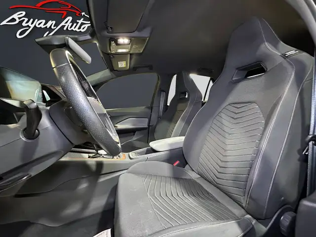 Cupra Born view 12