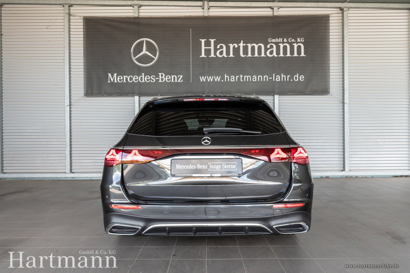 Mercedes-Benz E 450 E 450 T 4M AMG Airmatic Standheizung AHK 4DSound — photo 4