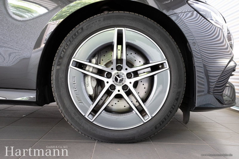 Mercedes-Benz E 450 E 450 T 4M AMG Airmatic Standheizung AHK 4DSound — photo 6