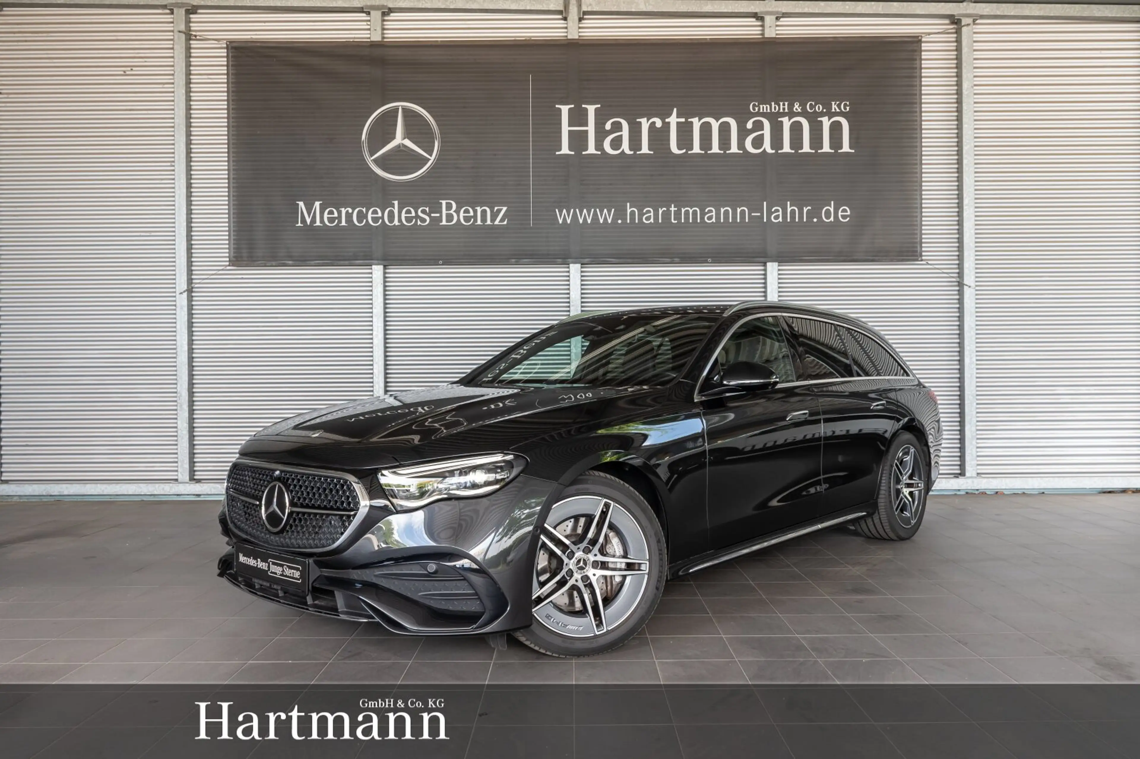 Mercedes-Benz E 450 E 450 T 4M AMG Airmatic Standheizung AHK 4DSound
