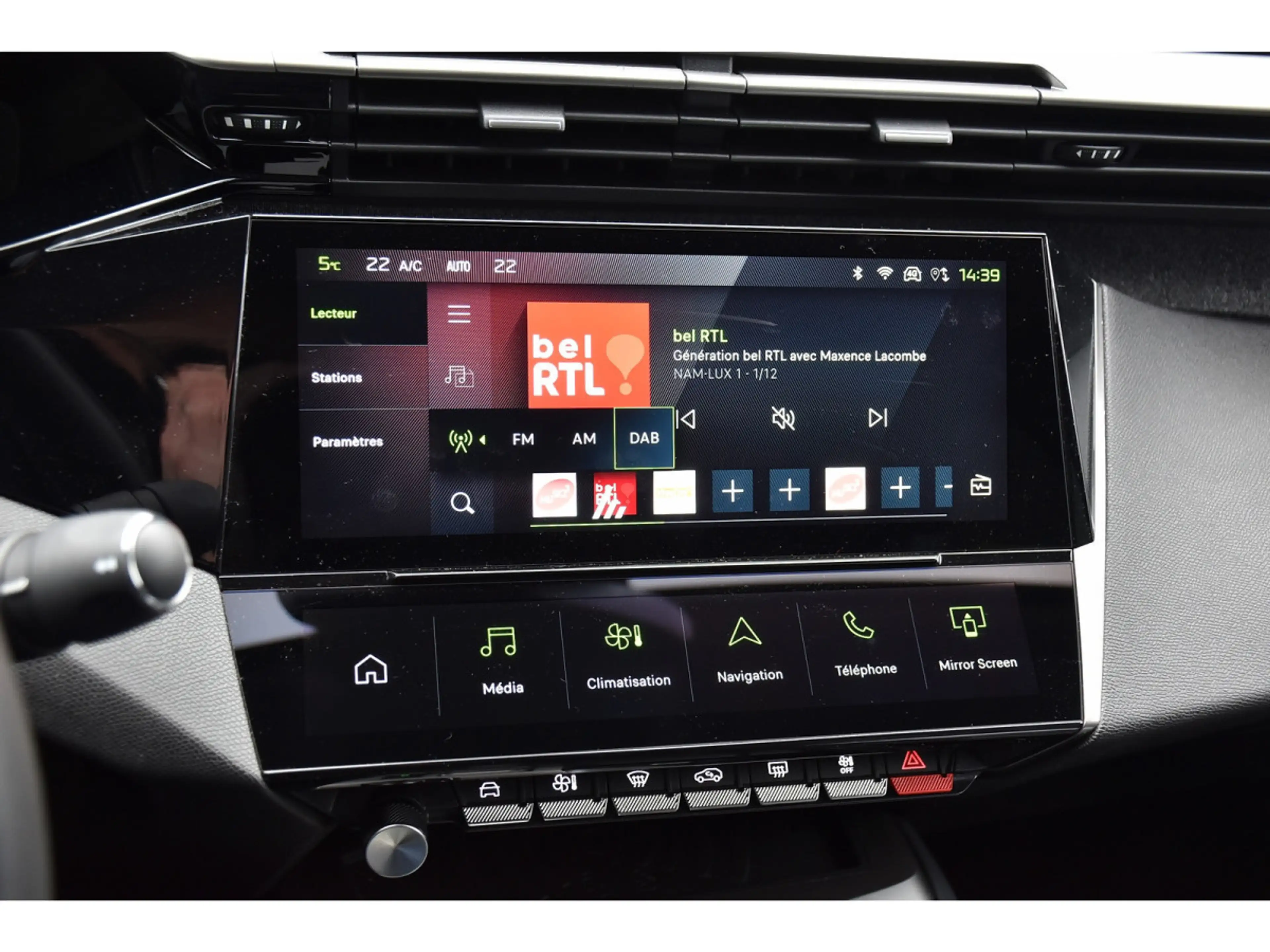 Peugeot 408 1.2 turbo 130 Allure EAT8 ACC LANE GPS CAM 1° MAIN — photo 11