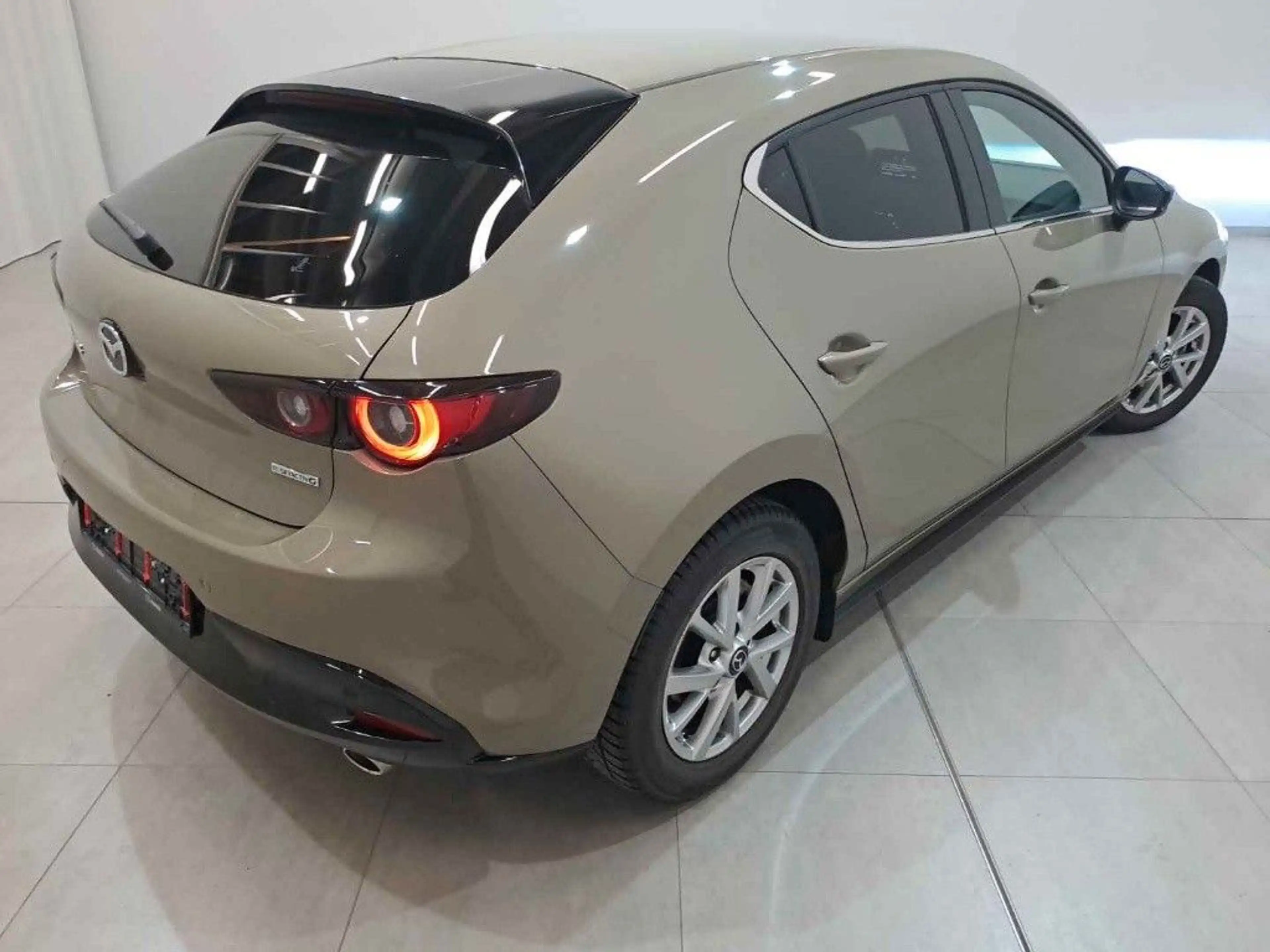 Mazda 3 2025 2.5L e-SKYACTIV G 140ps Nagisa — photo 4