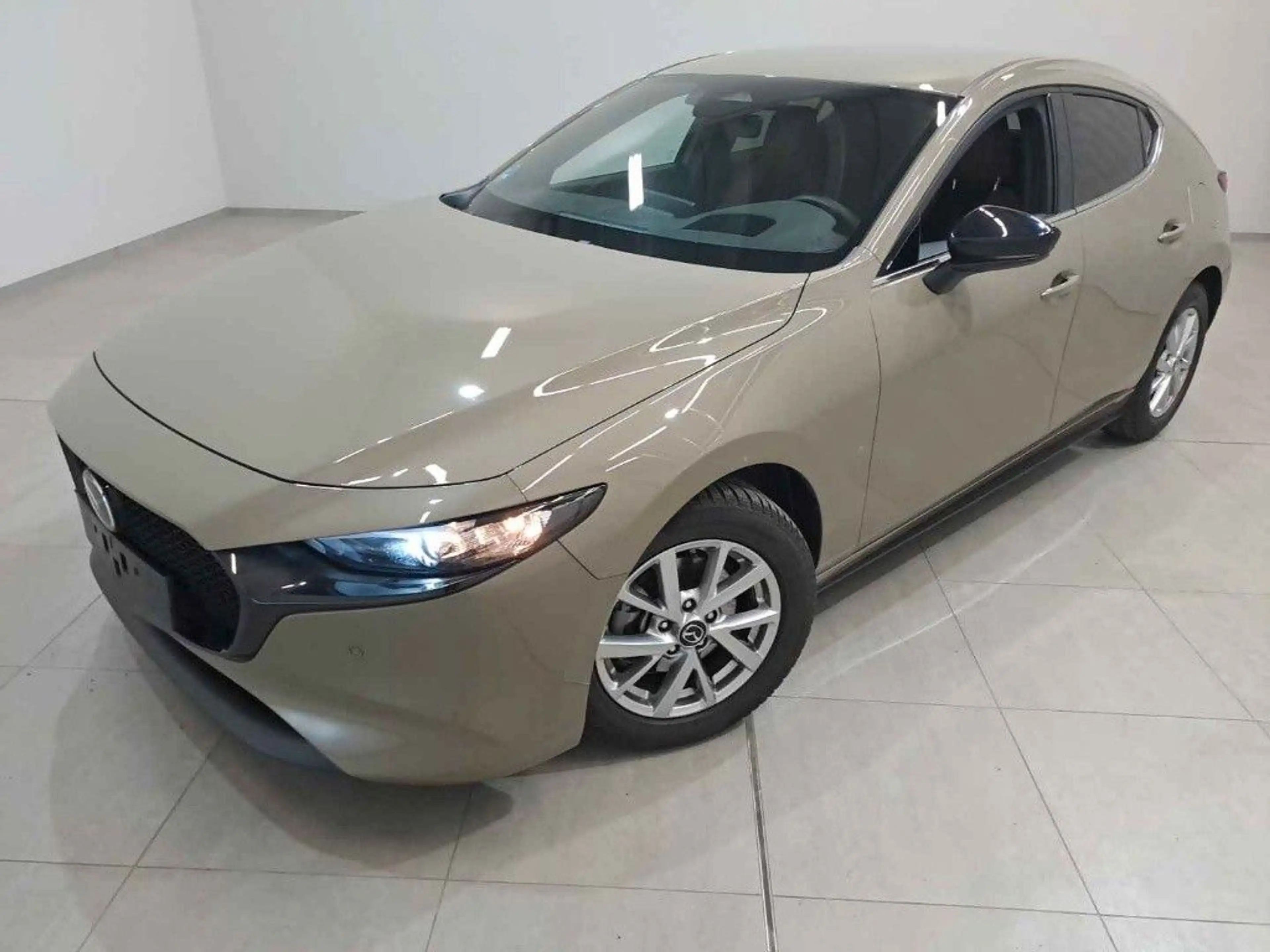 Mazda 3 2025 2.5L e-SKYACTIV G 140ps Nagisa