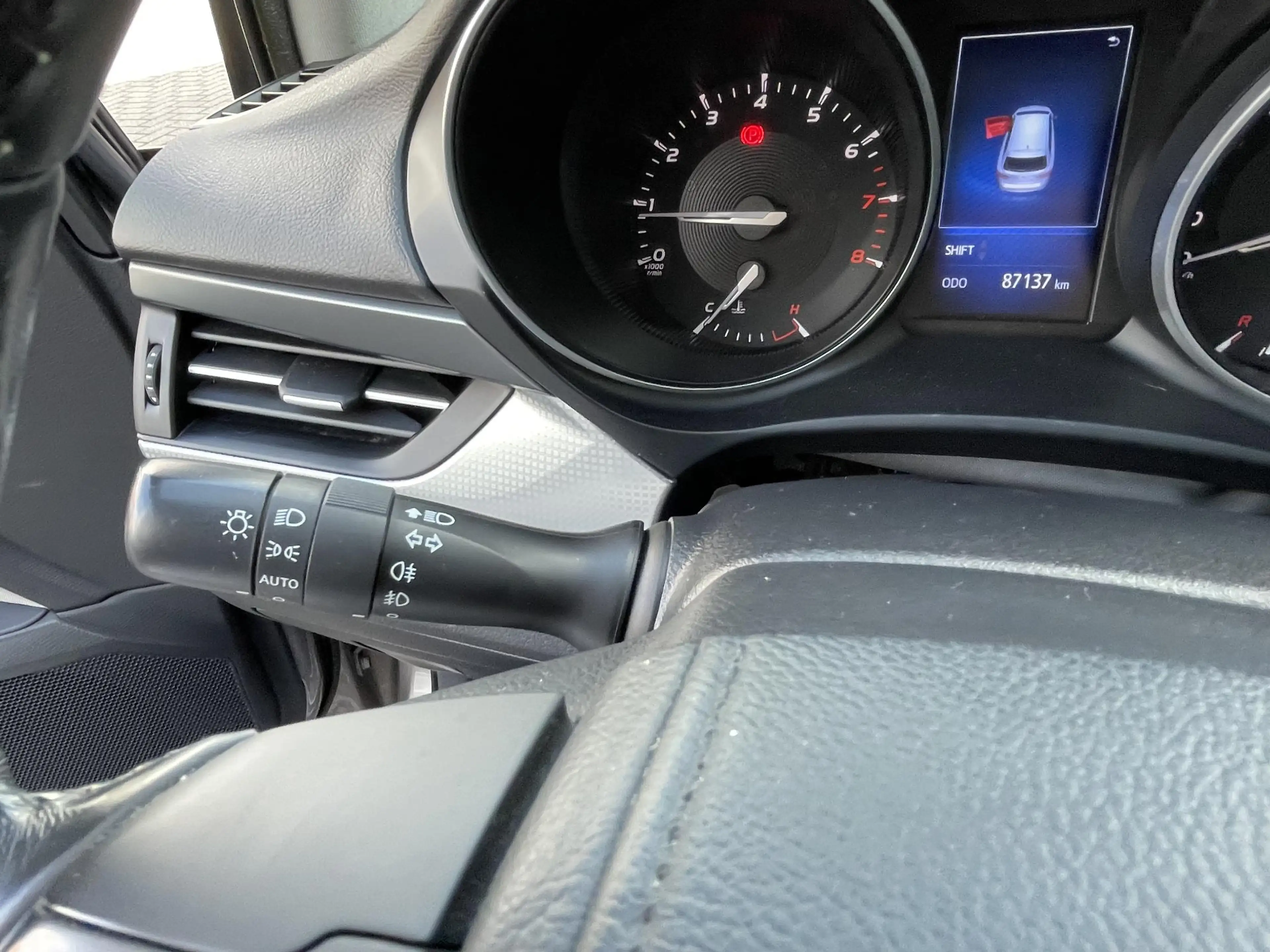 Toyota Avensis Touring Sports 1.8 VVT-i Lease Pro — photo 13