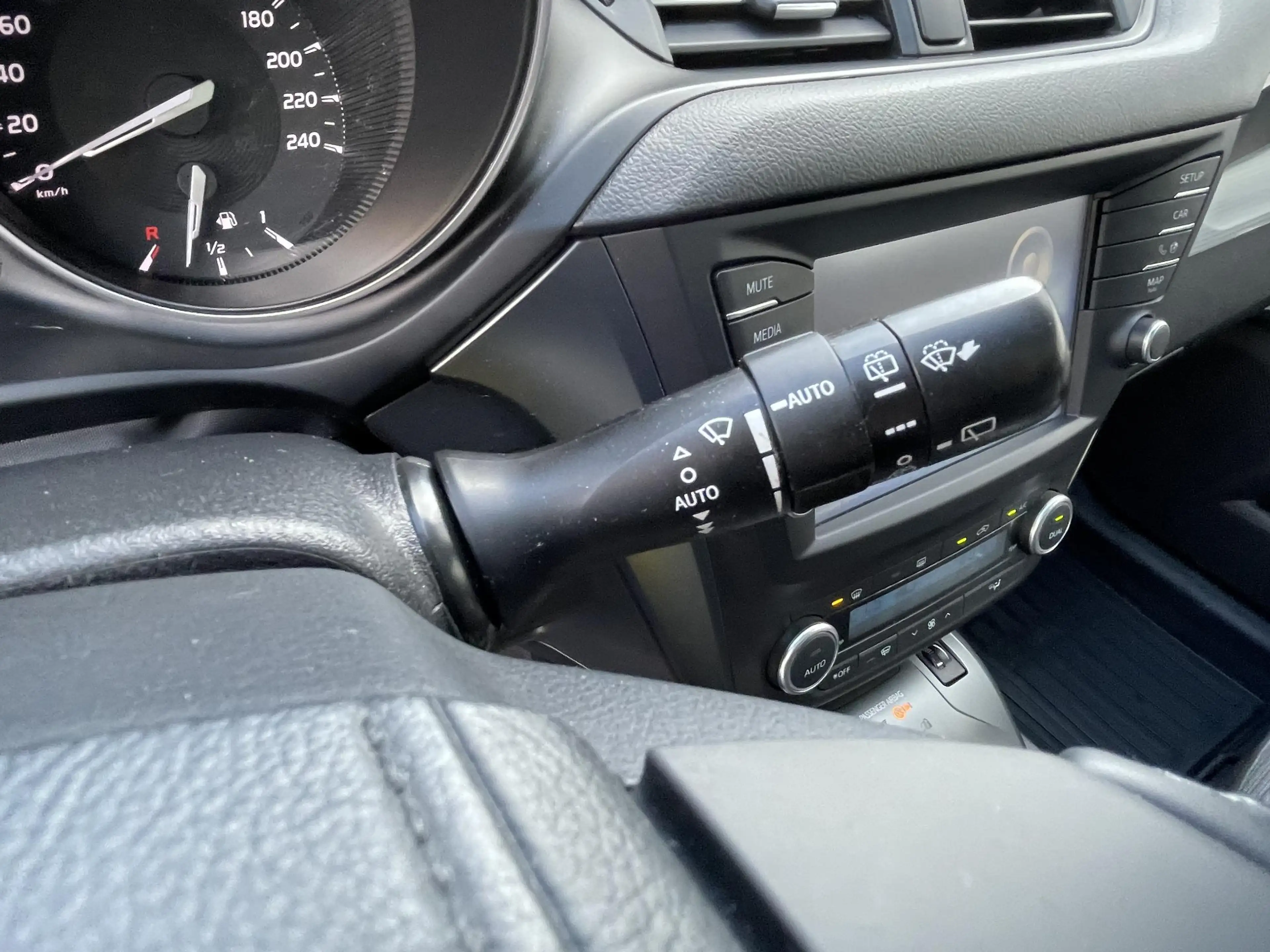 Toyota Avensis Touring Sports 1.8 VVT-i Lease Pro — photo 14