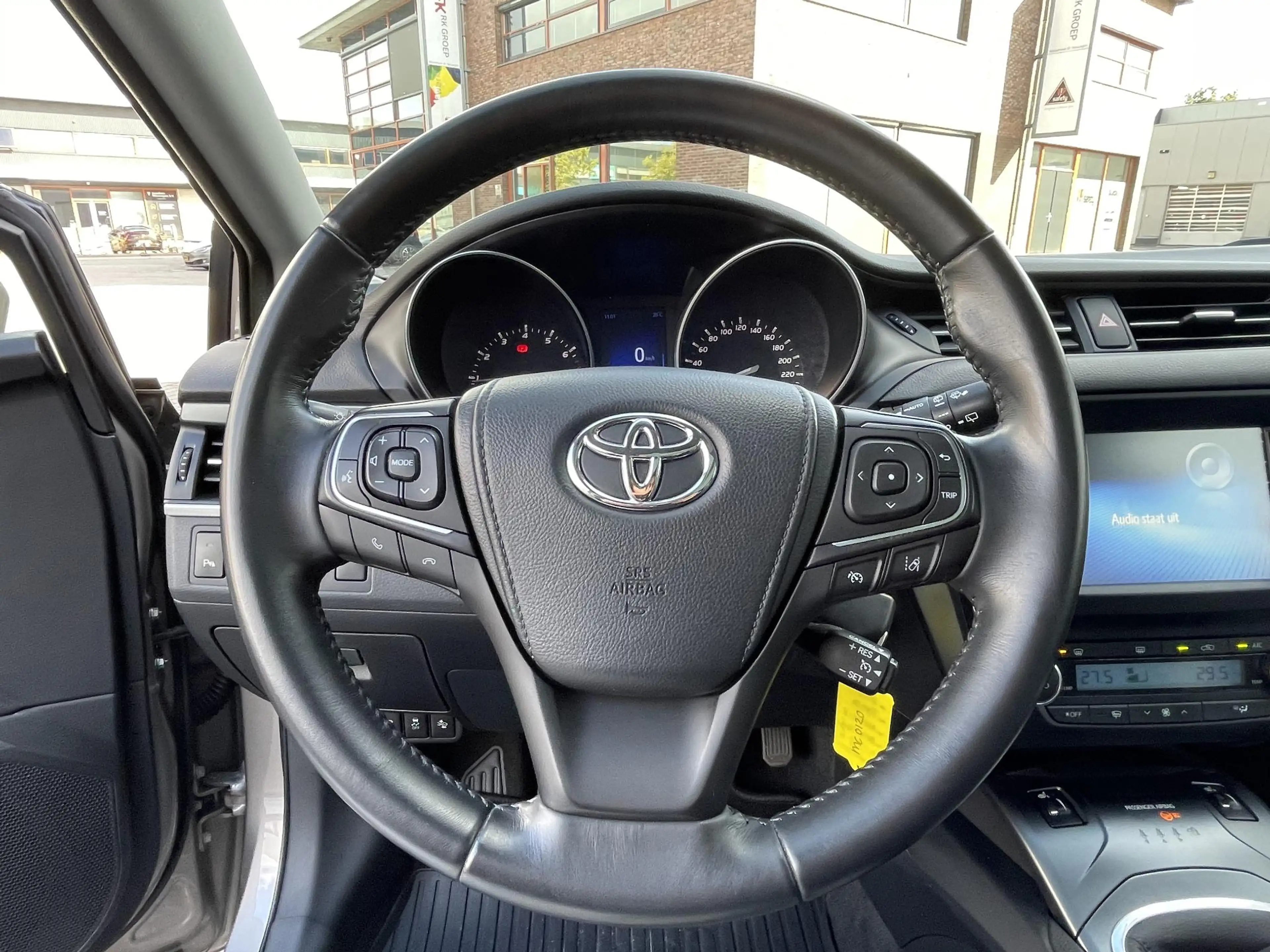 Toyota Avensis Touring Sports 1.8 VVT-i Lease Pro — photo 8