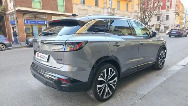 Renault Austral view 5