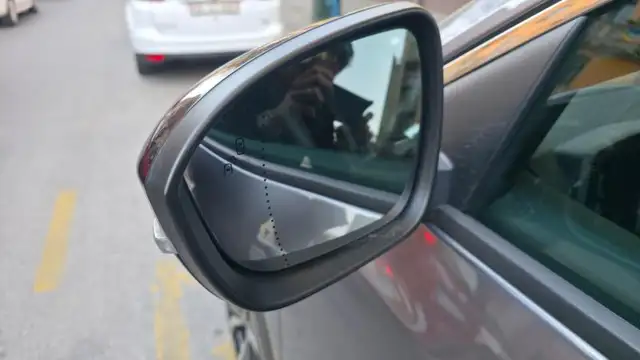 Renault Austral view 14