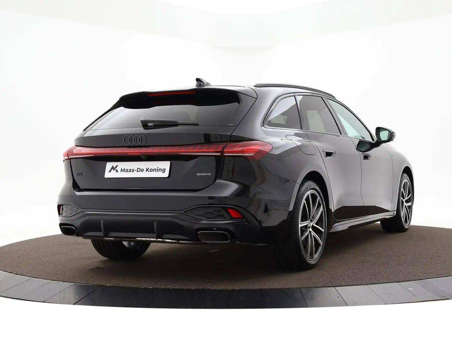 Audi A5 S edition (B10) 2.0 TFSI e 220 kW / 299 PK Avant T Schwarz - 2