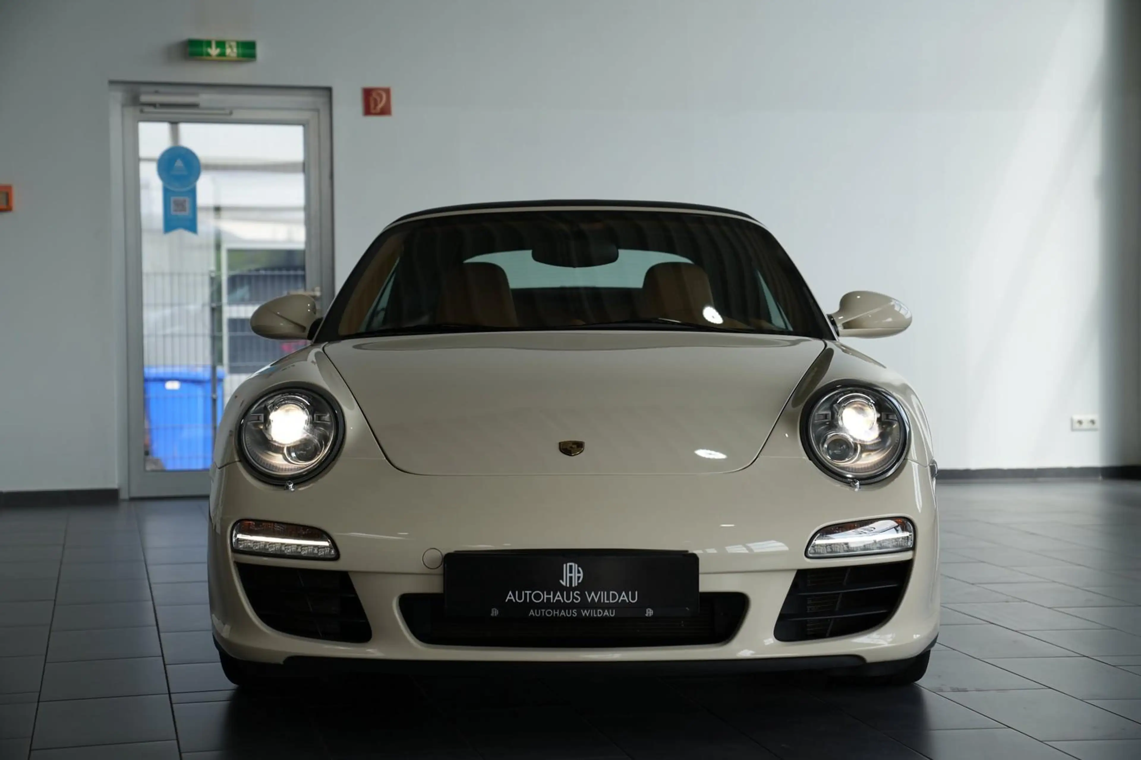 Porsche 911 Carrera S Cabrio *PTS*Sonderlackierung — photo 5