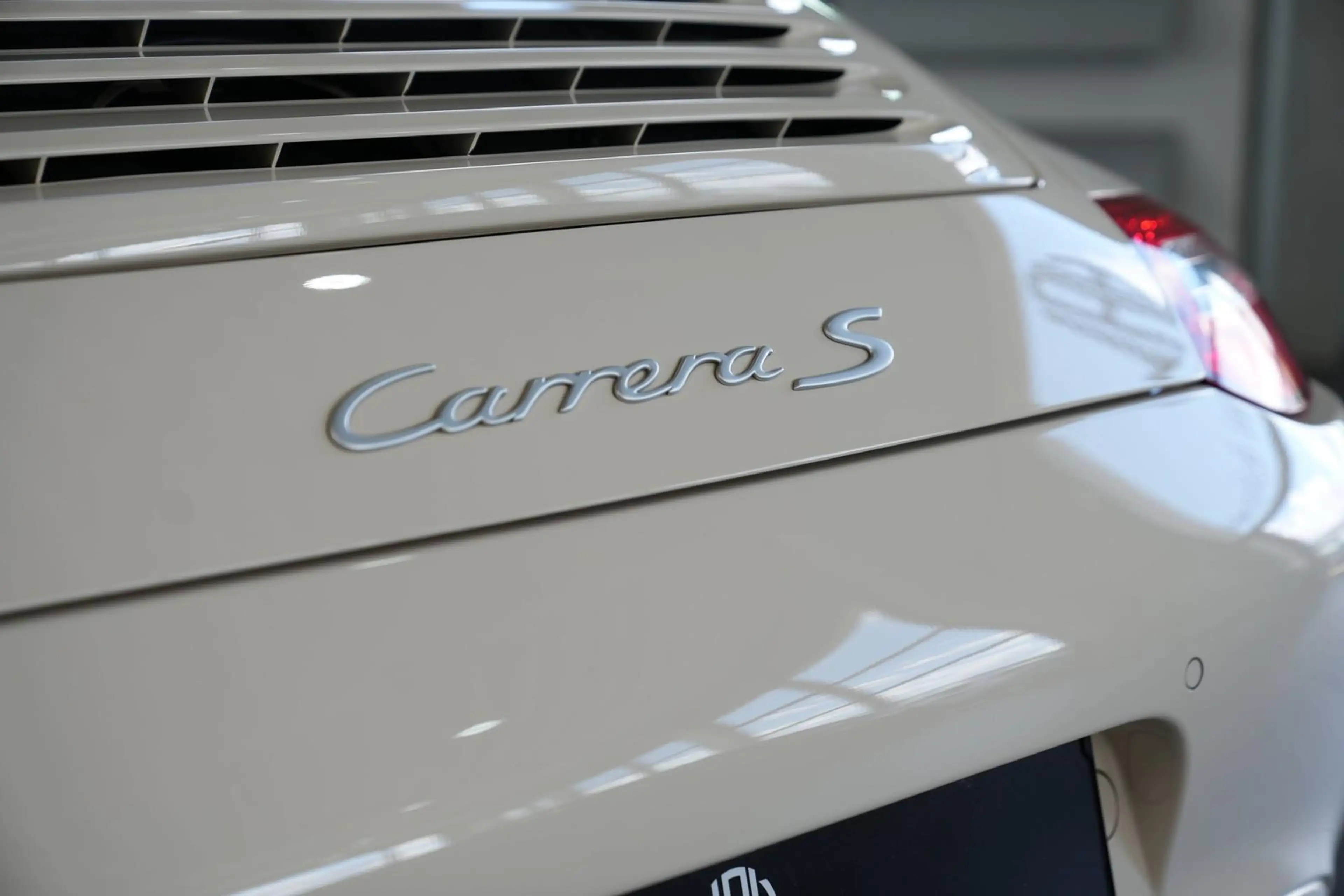 Porsche 911 Carrera S Cabrio *PTS*Sonderlackierung — photo 7