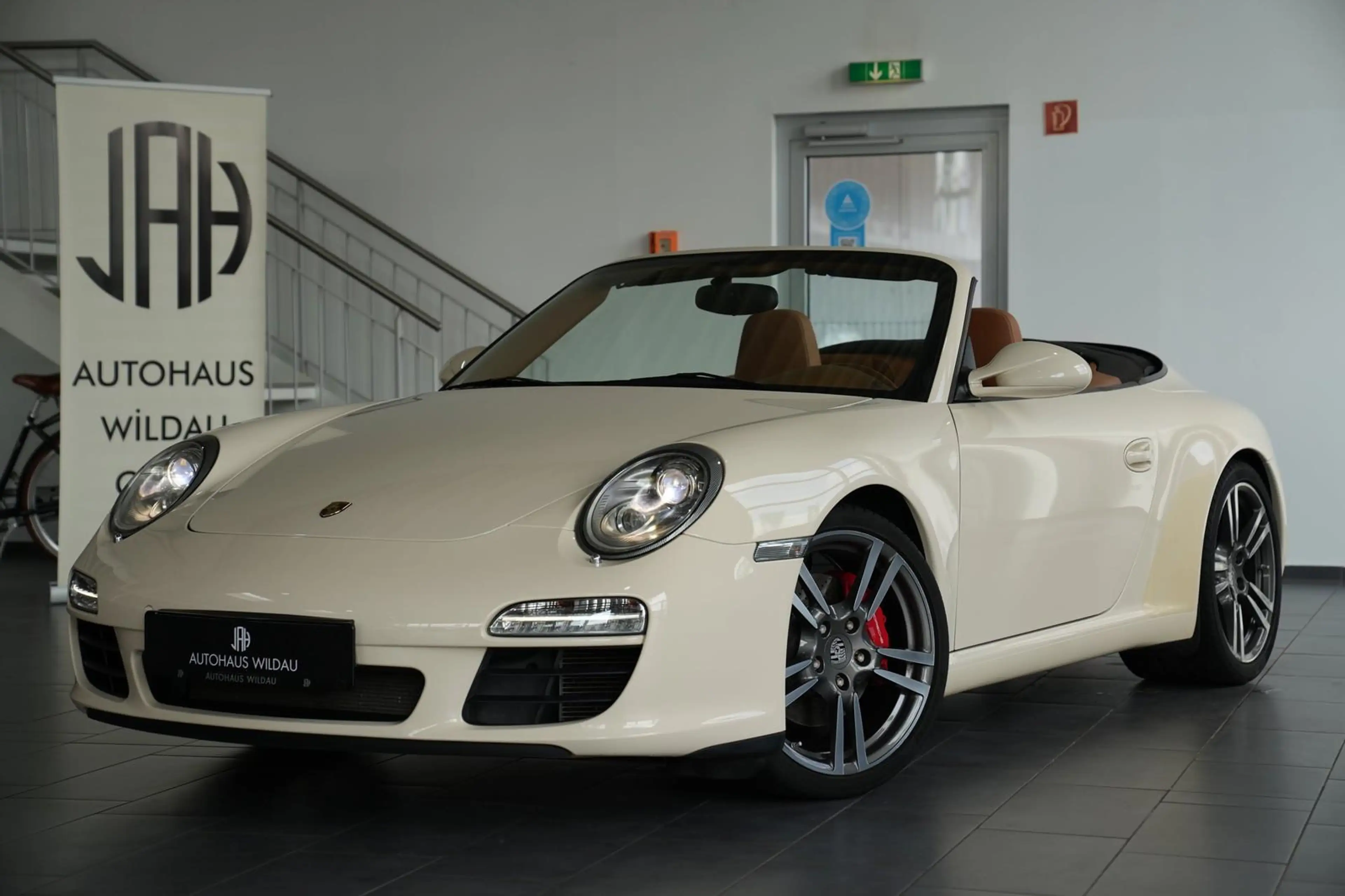 Porsche 911 Carrera S Cabrio *PTS*Sonderlackierung