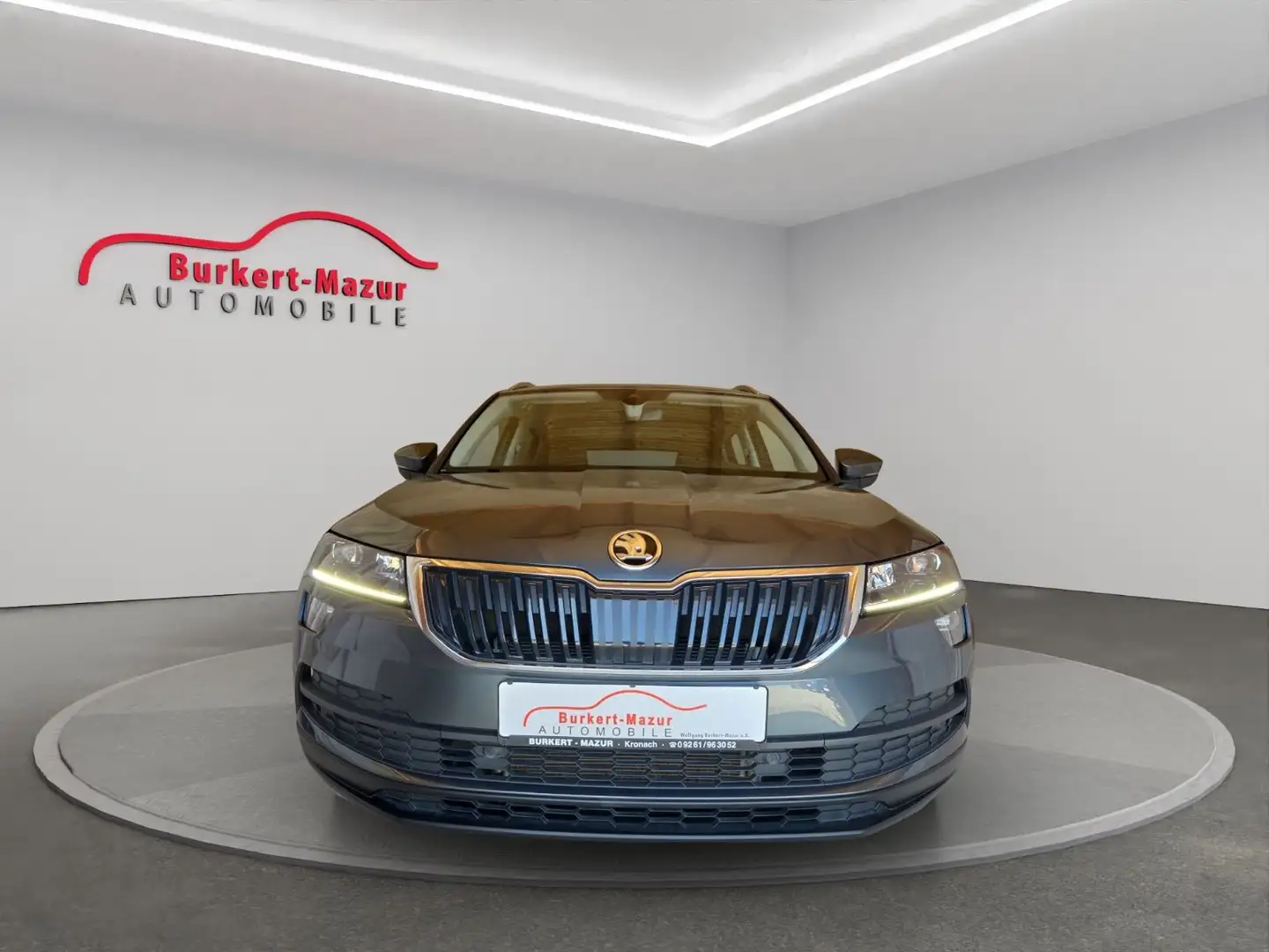Skoda Karoq 1.5 TSI ACT Drive 125*1.HD*NAVI*DAB* Grau - 2