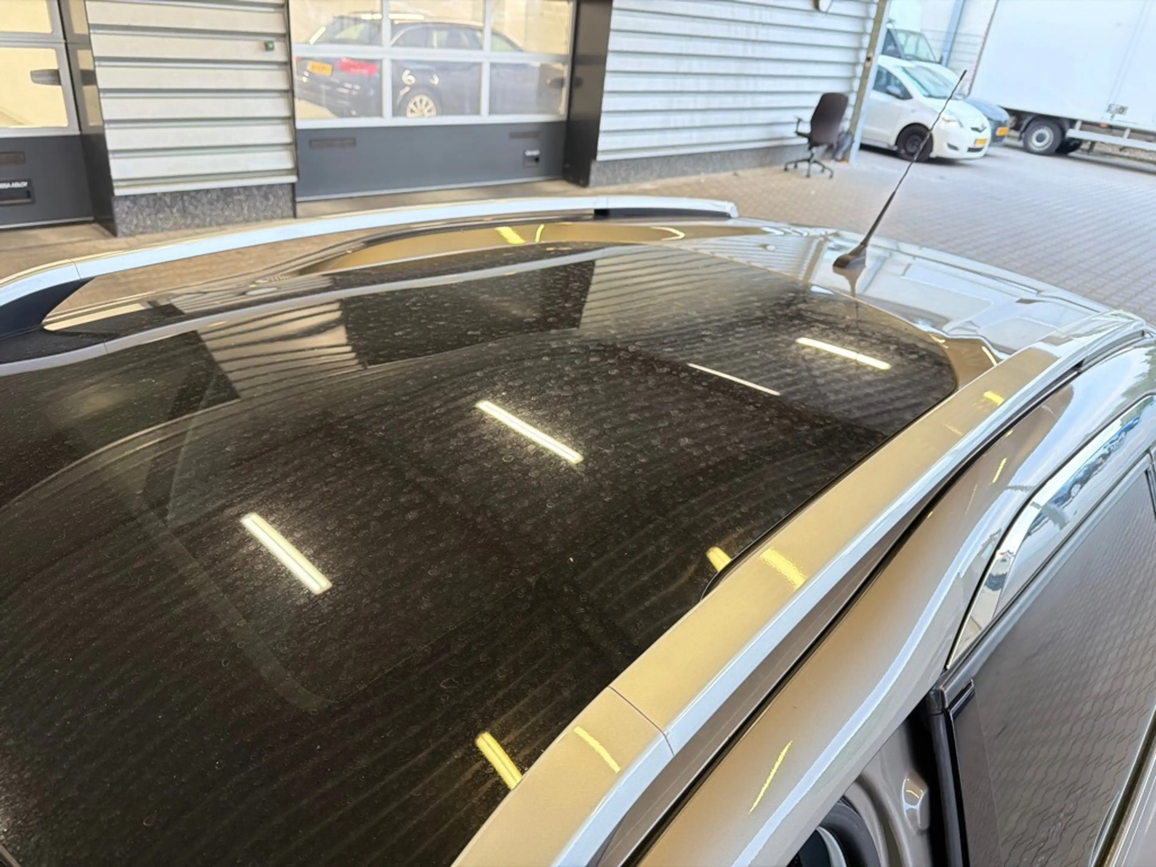 Peugeot 2008 1.2 PureTech Allure — photo 11