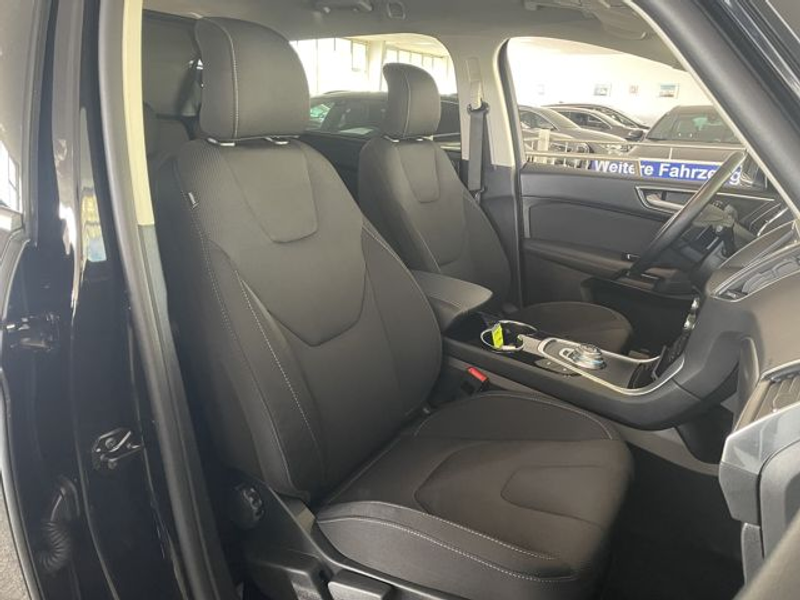 Ford S-Max Titanium 2.0 TDCI AHK+KAMERA+SPURHALTE+LED — photo 8