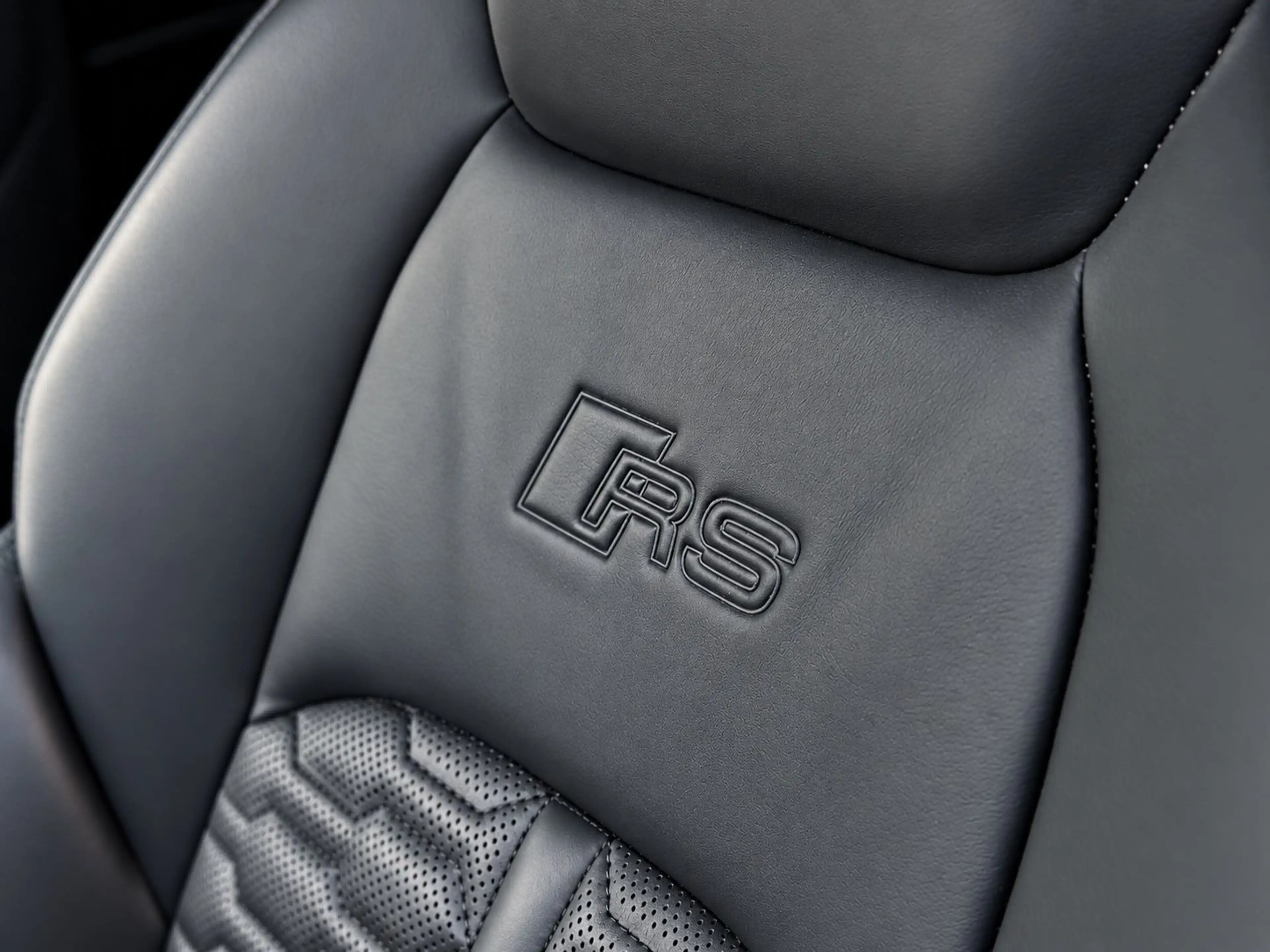 Audi RS6 RSEssential*RSDynPL*B&O 4D*KeRM*NLP189*1Hand — photo 15