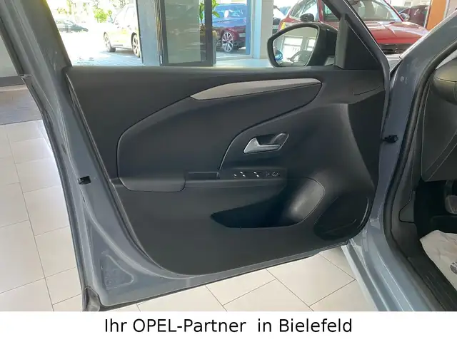Opel Corsa view 8