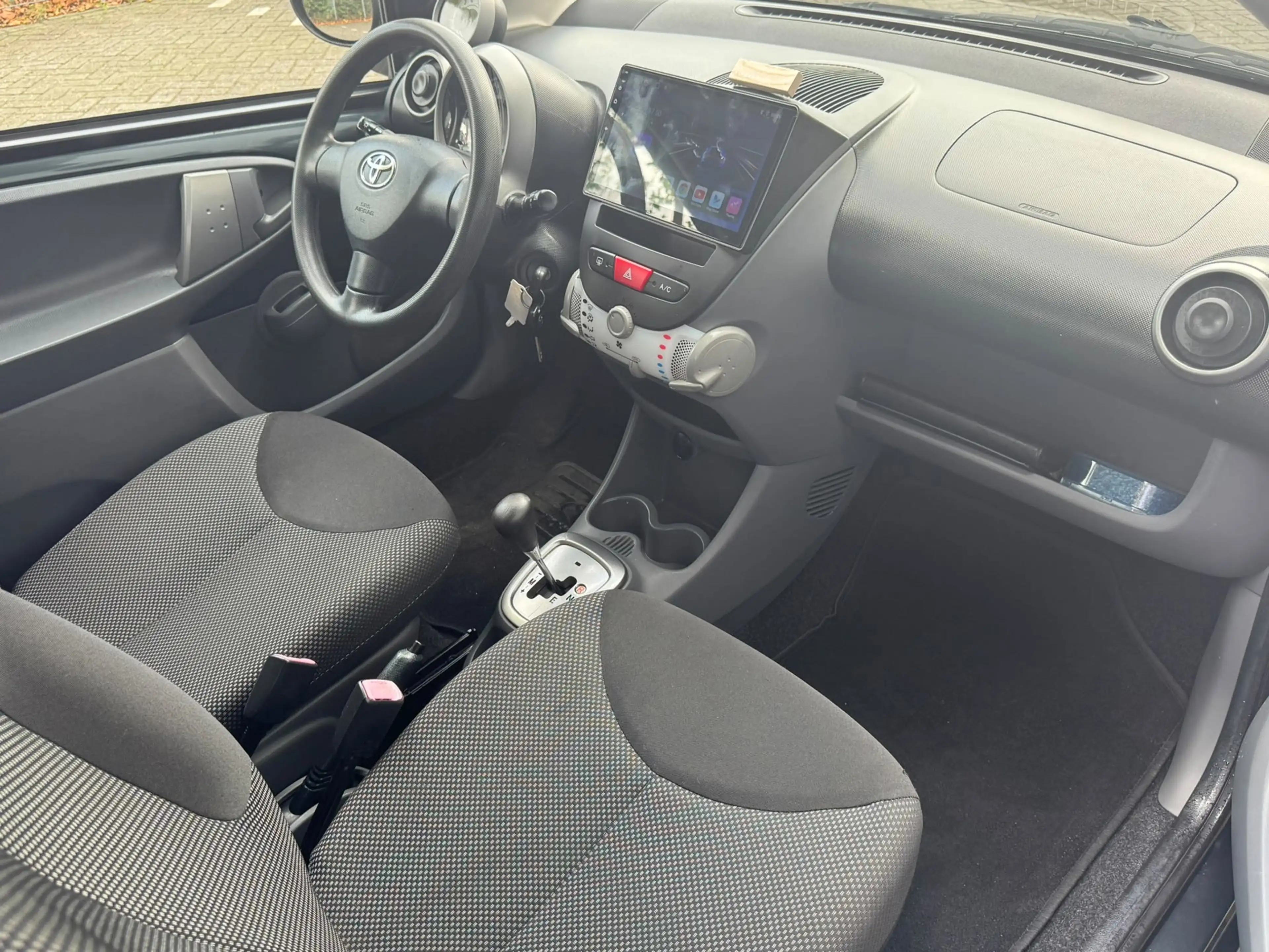 Toyota Aygo 1.0-12V Comfort Automaat Airco Carplay 65777 km na — photo 15