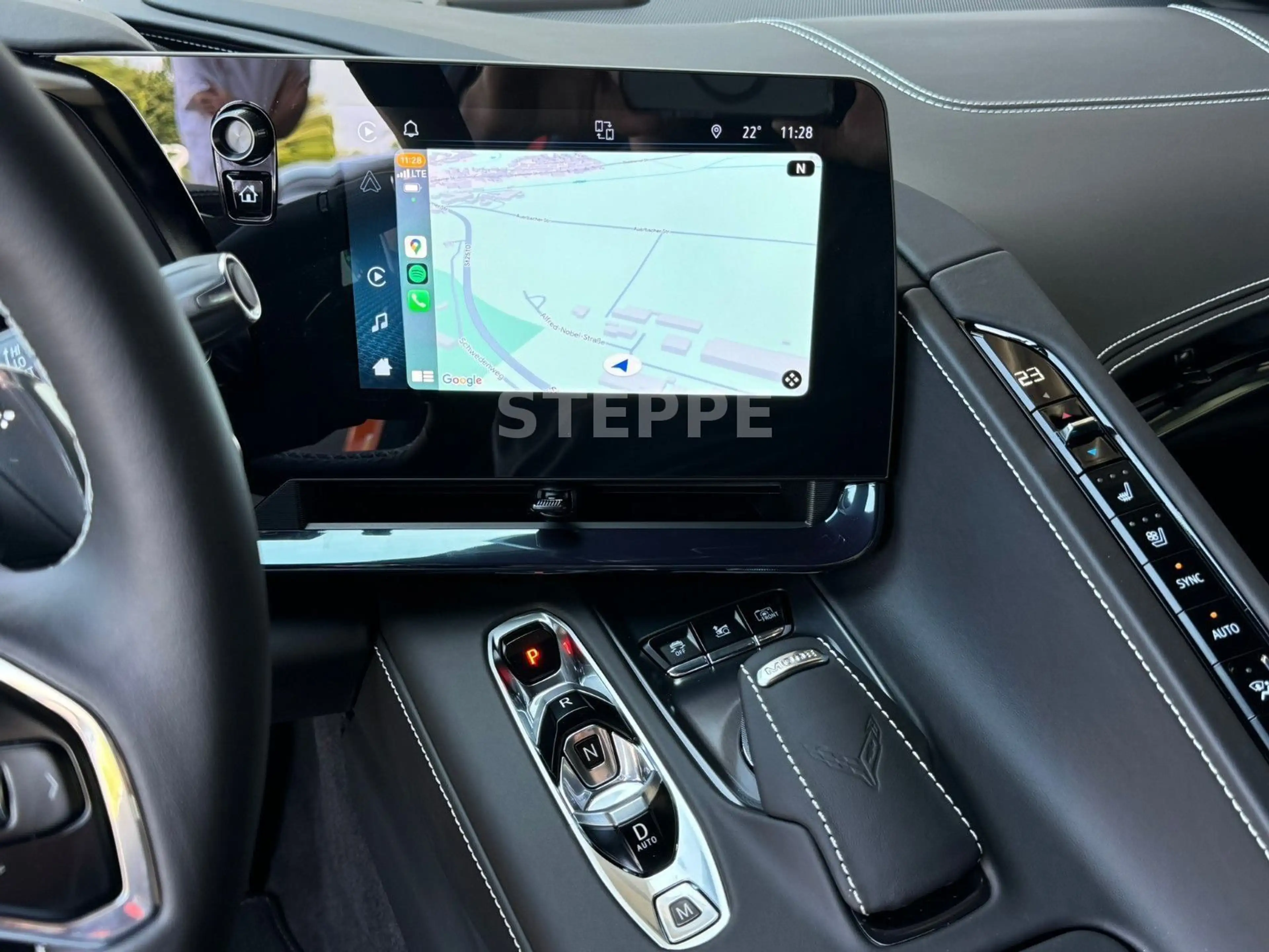 Corvette C8 Stingray Coupe 6,2 V8 3LT Europamodell STEPPE — photo 15