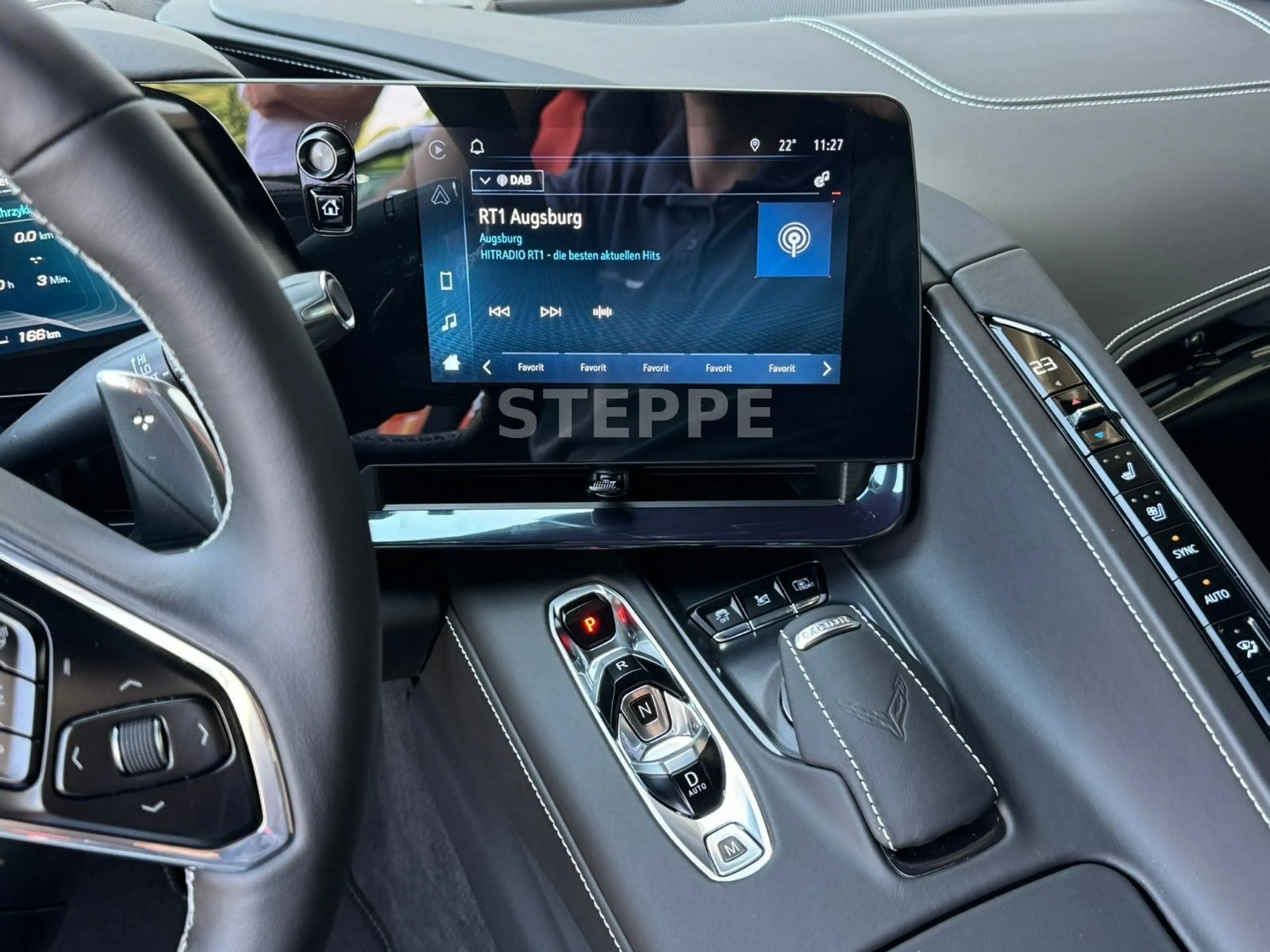Corvette C8 Stingray Coupe 6,2 V8 3LT Europamodell STEPPE — photo 12