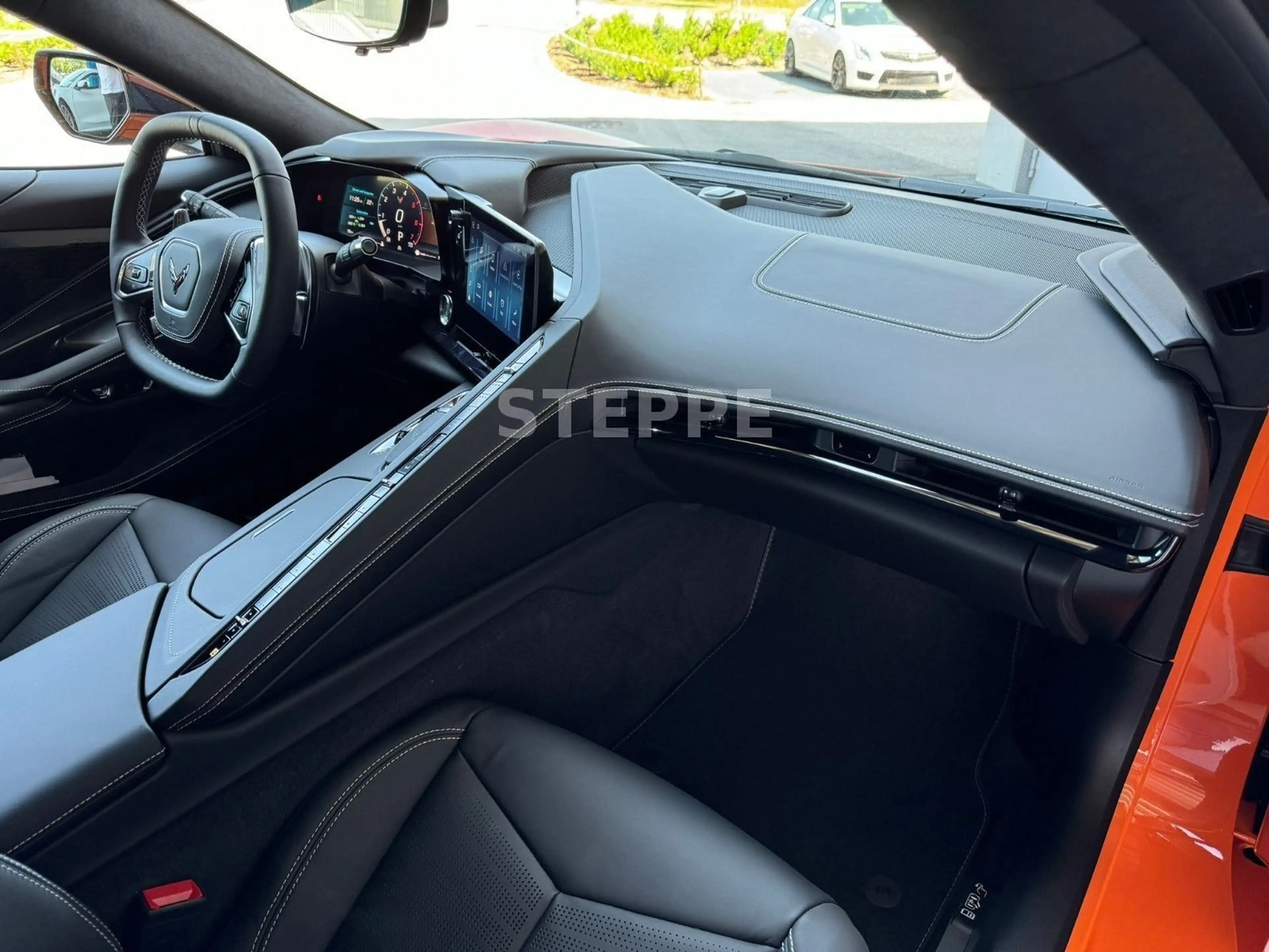 Corvette C8 Stingray Coupe 6,2 V8 3LT Europamodell STEPPE — photo 9