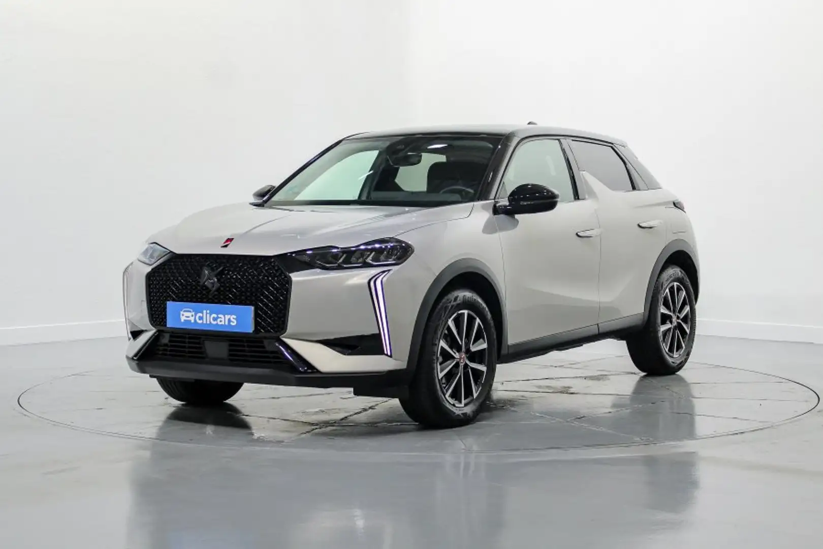 DS Automobiles DS 3 Crossback BlueHDi Performance Line 130 Aut. Plateado - 1