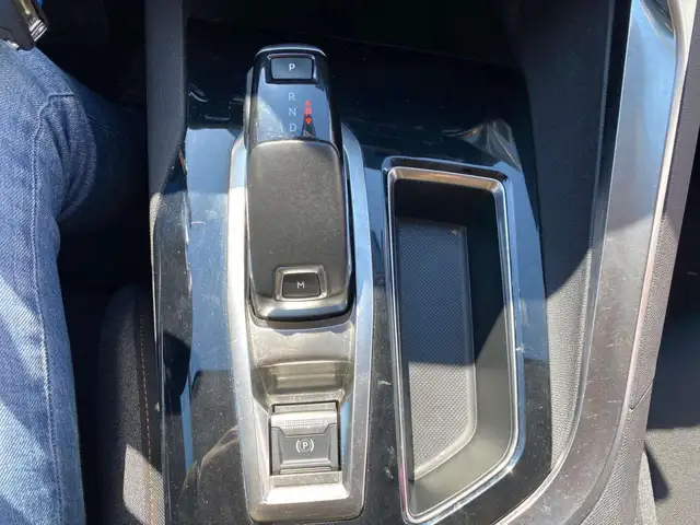 Peugeot 5008 view 12