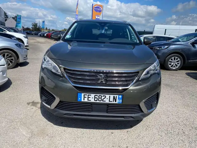 Peugeot 5008 view 14