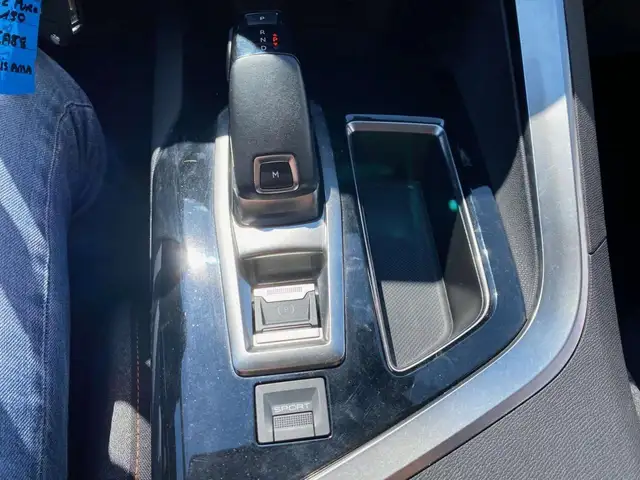 Peugeot 5008 view 13