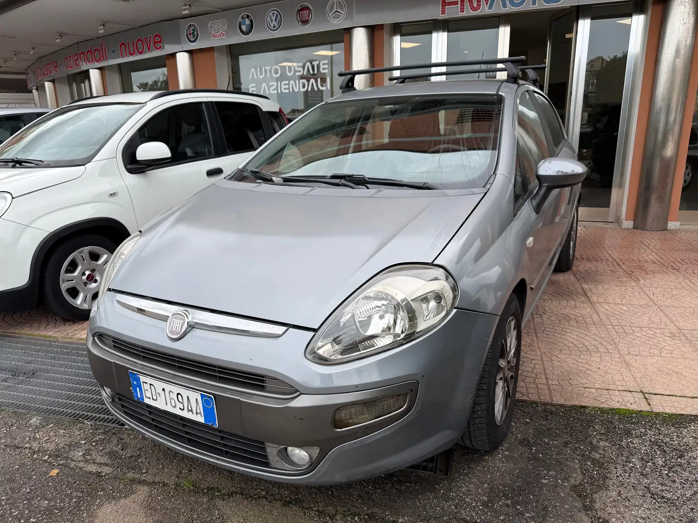 Fiat Punto Evo Punto III 2009 Evo 5p 1.3 mjt Emotion s Grau - 2