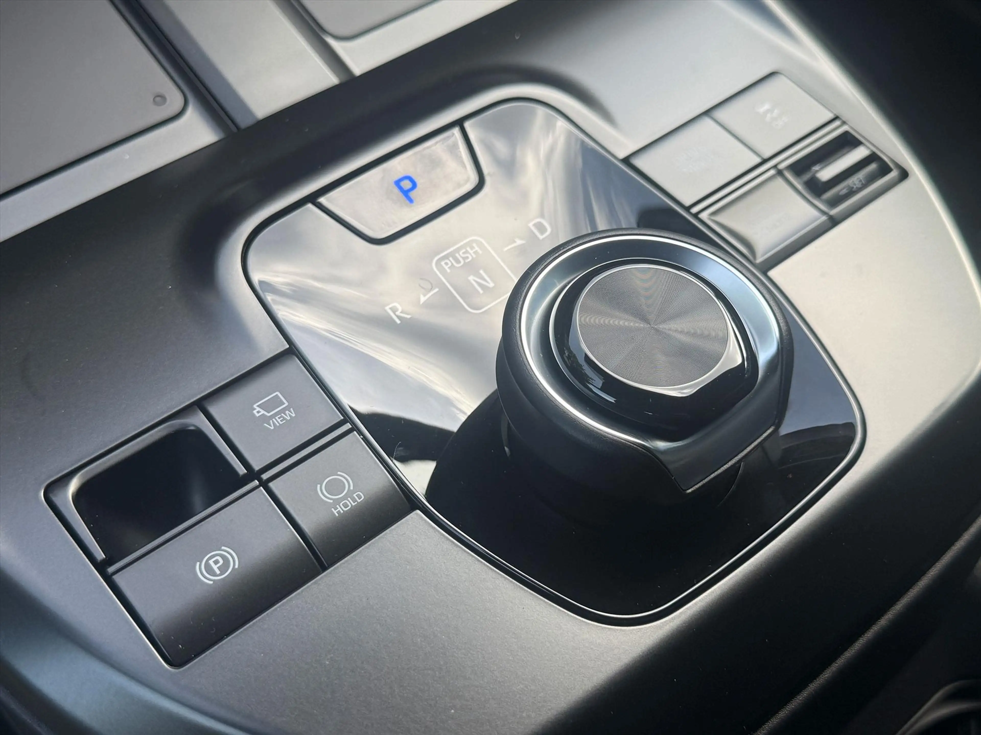 Subaru Uncharted 77 kWh 343pk AWD 4E-xperience+ | Cement Gray Two T — photo 5