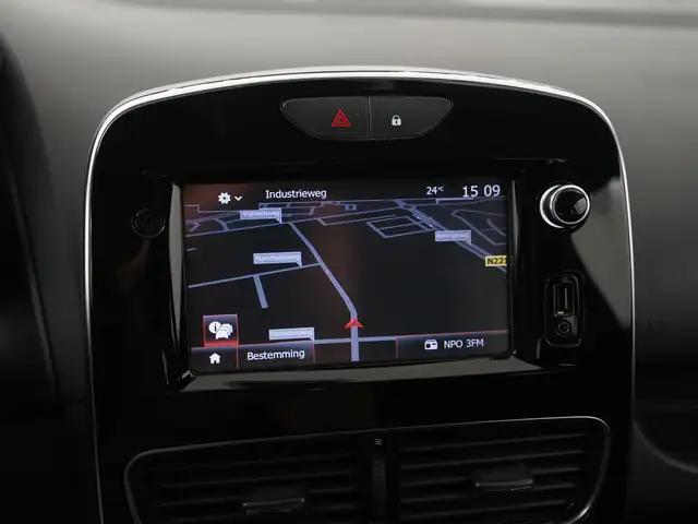 Renault Clio view 12