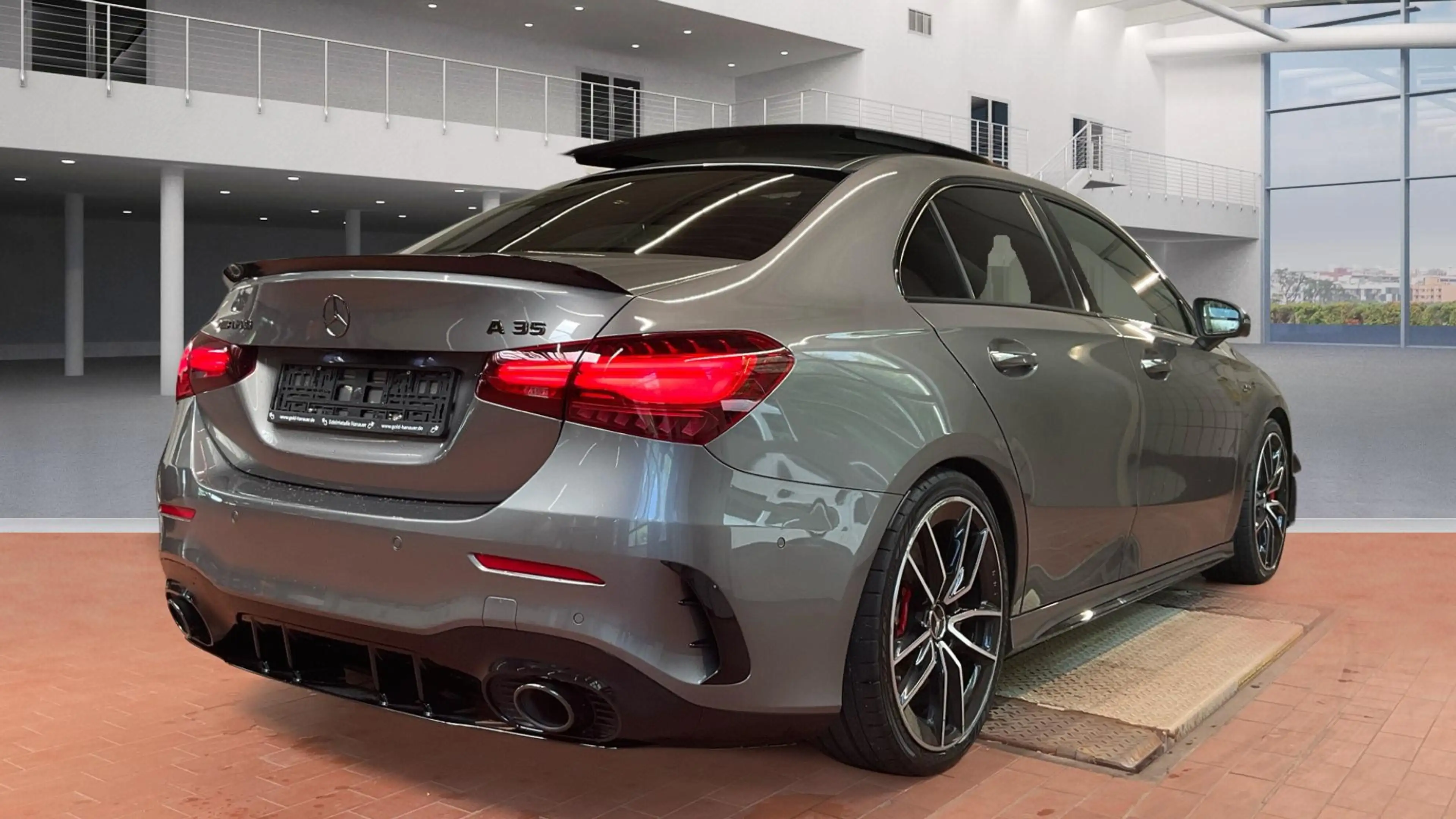 Mercedes-Benz A 35 AMG Lim*AERO*NIGHT*HUD*PANO*BURM*MEMO*360° — photo 5
