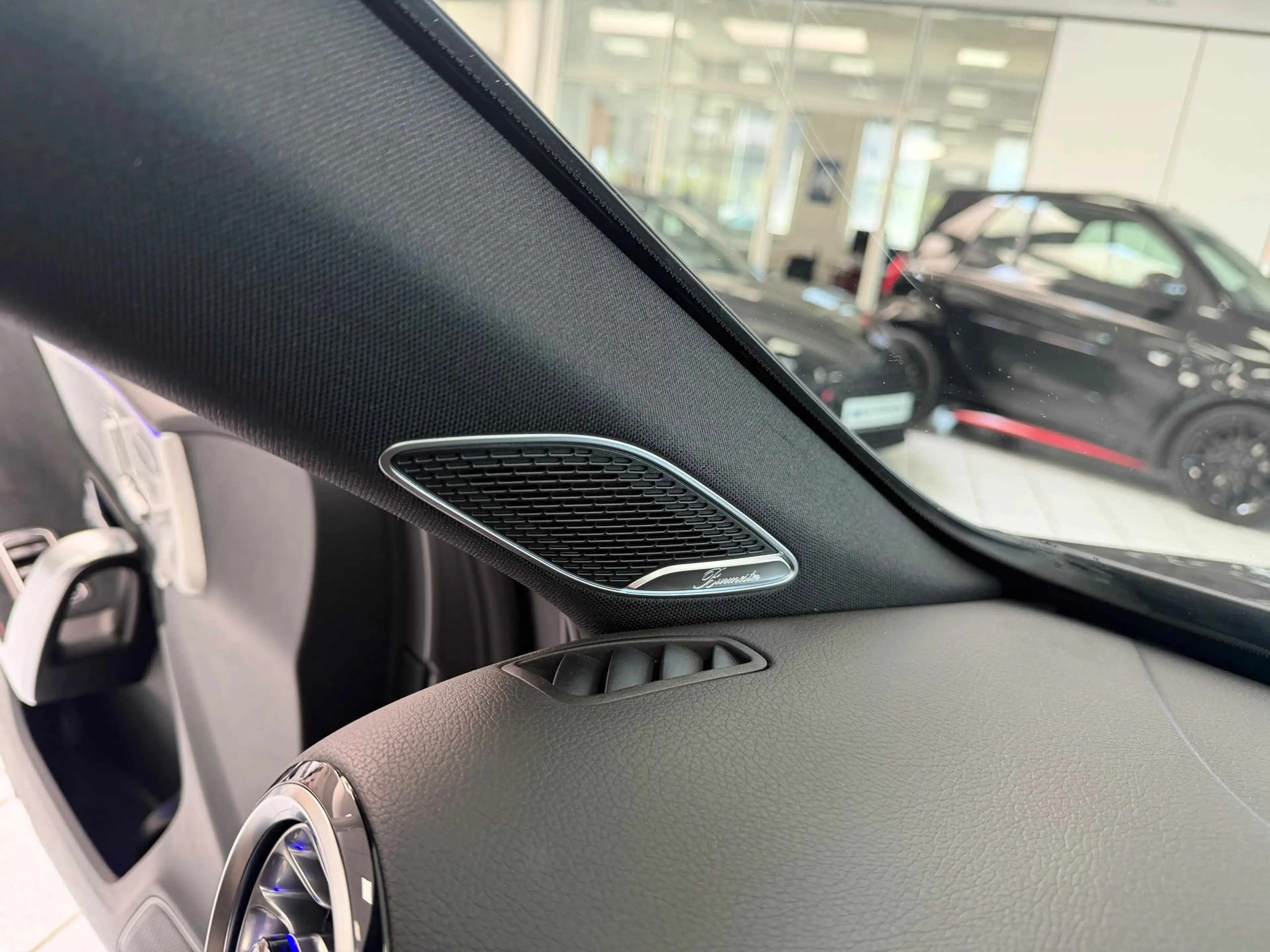 Mercedes-Benz A 35 AMG Lim*AERO*NIGHT*HUD*PANO*BURM*MEMO*360° — photo 11
