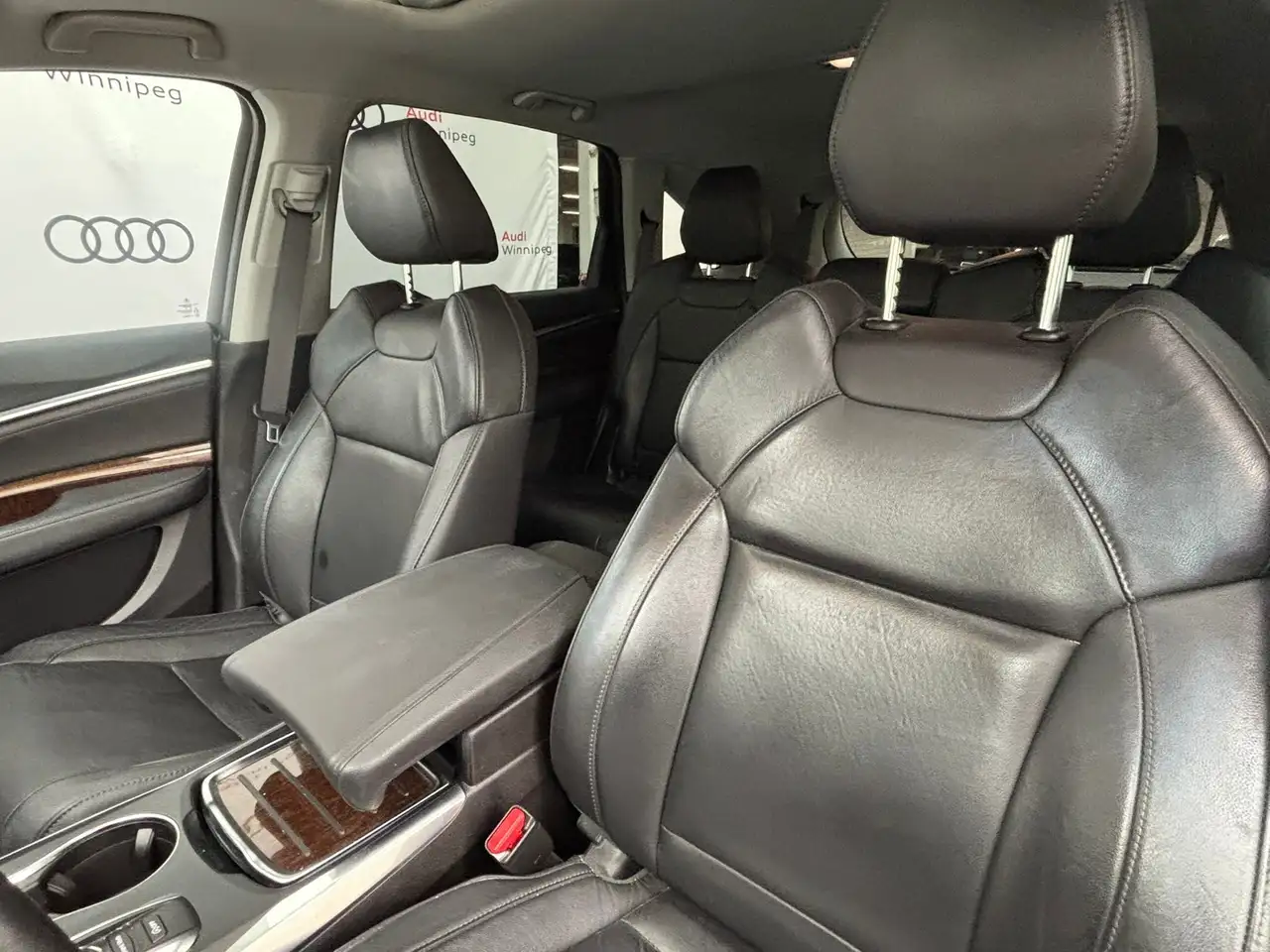 Acura MDX снимка Acura MDX