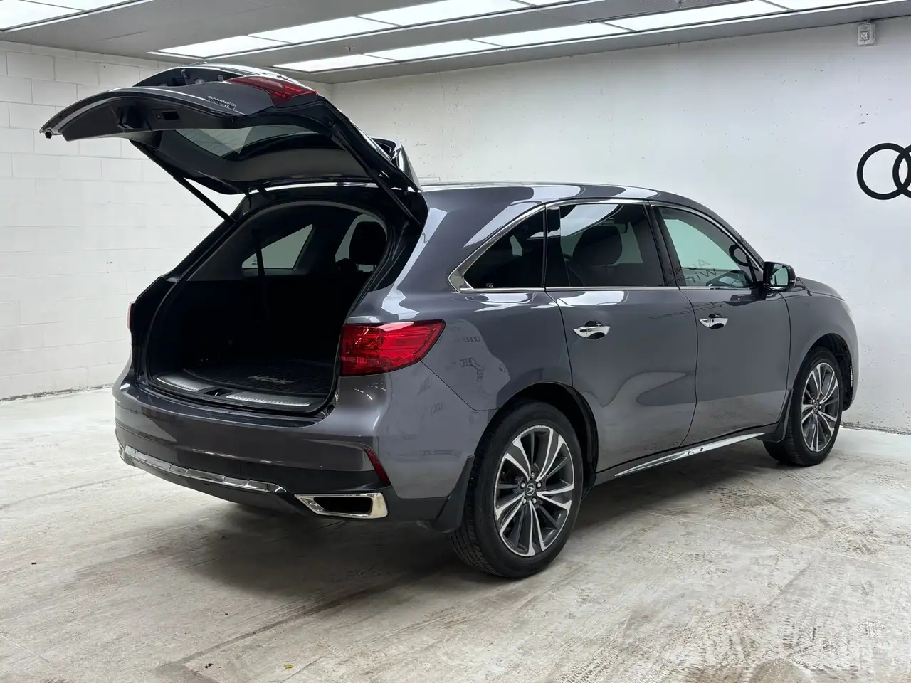 Acura MDX снимка Acura MDX