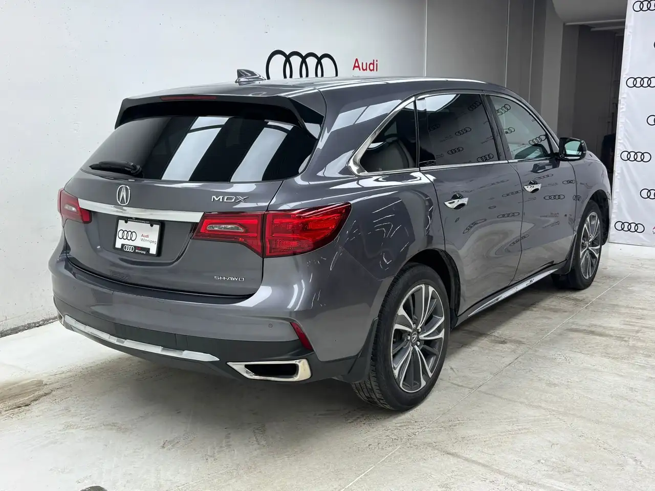 Acura MDX снимка Acura MDX