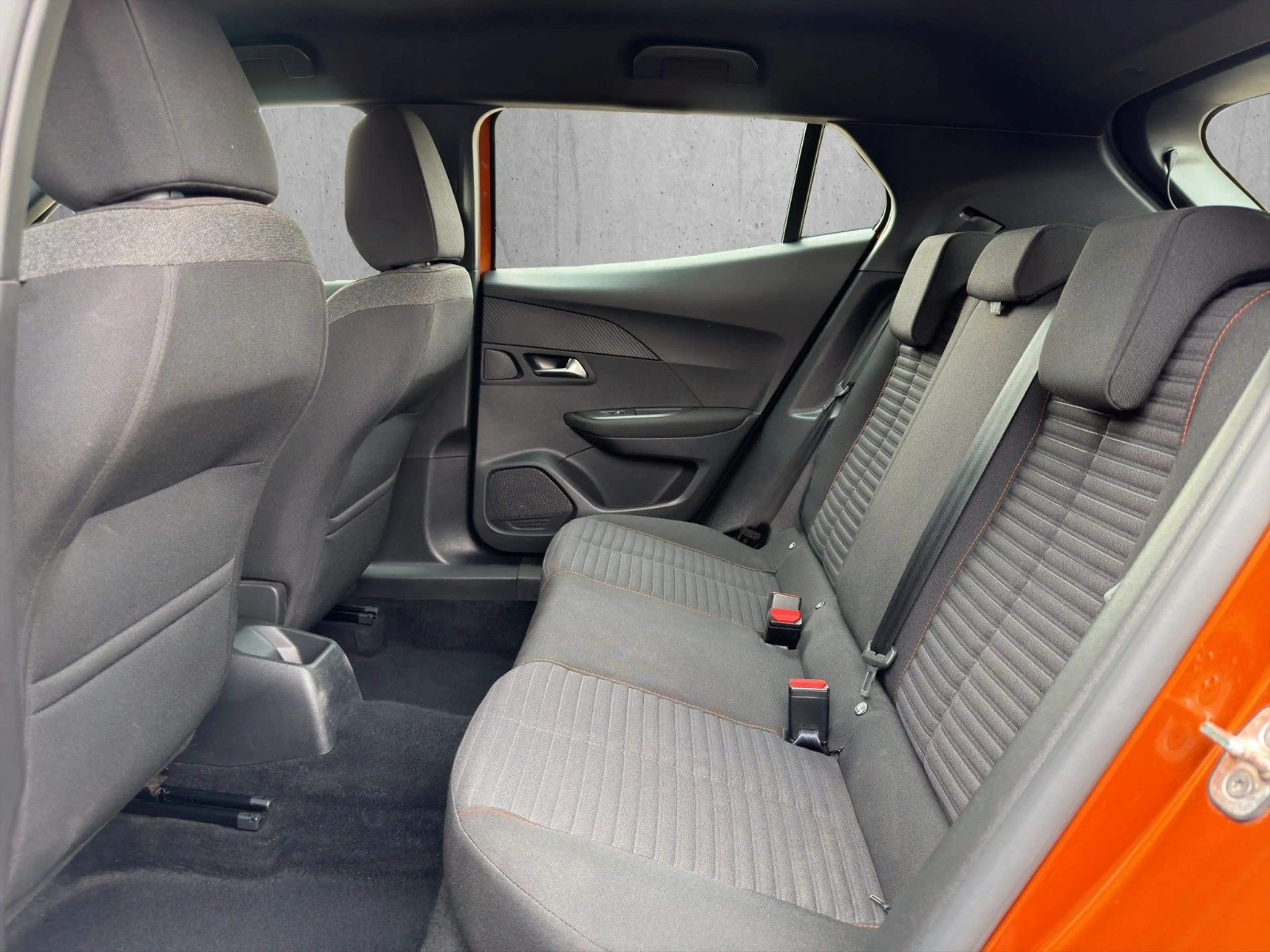 Peugeot 2008 Active Pack PT 100 *Navi*Einparkhilfe — photo 13