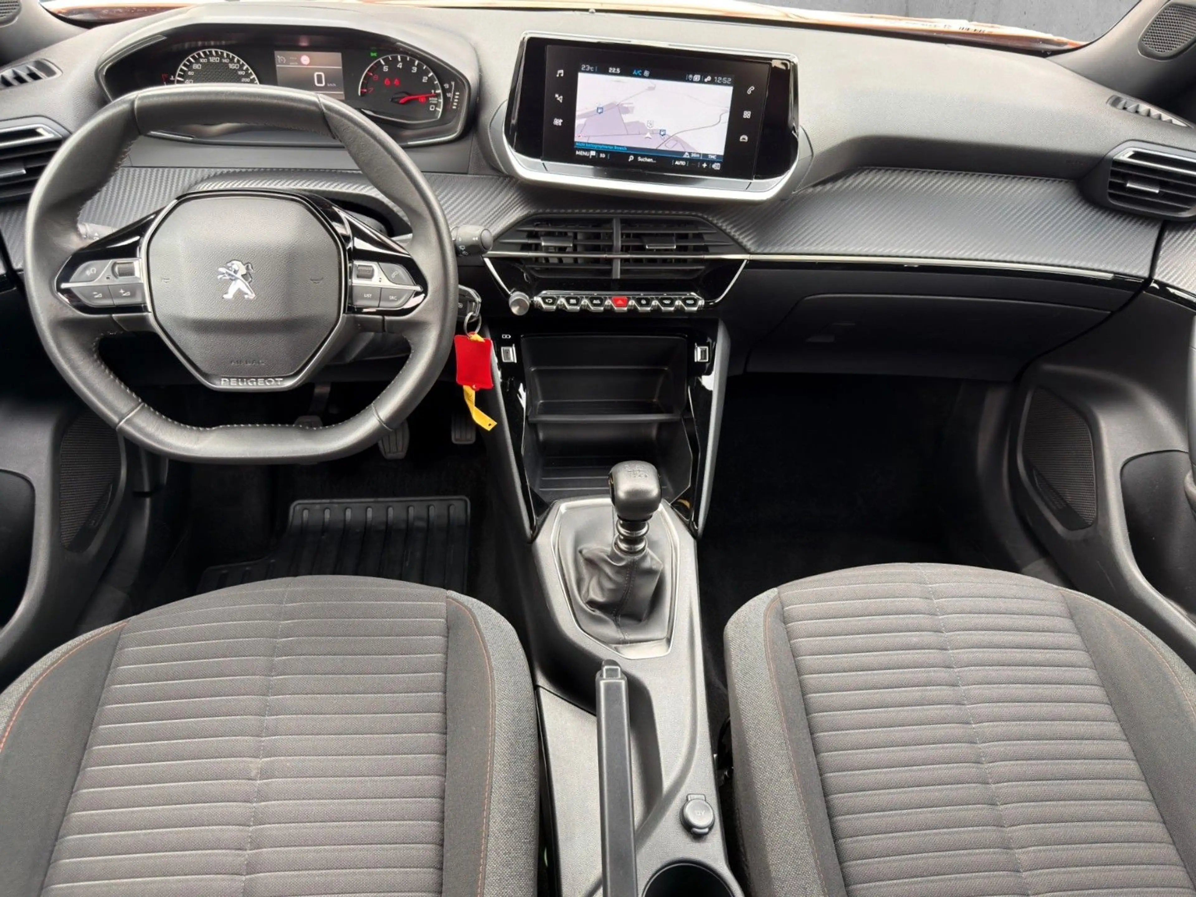 Peugeot 2008 Active Pack PT 100 *Navi*Einparkhilfe — photo 9