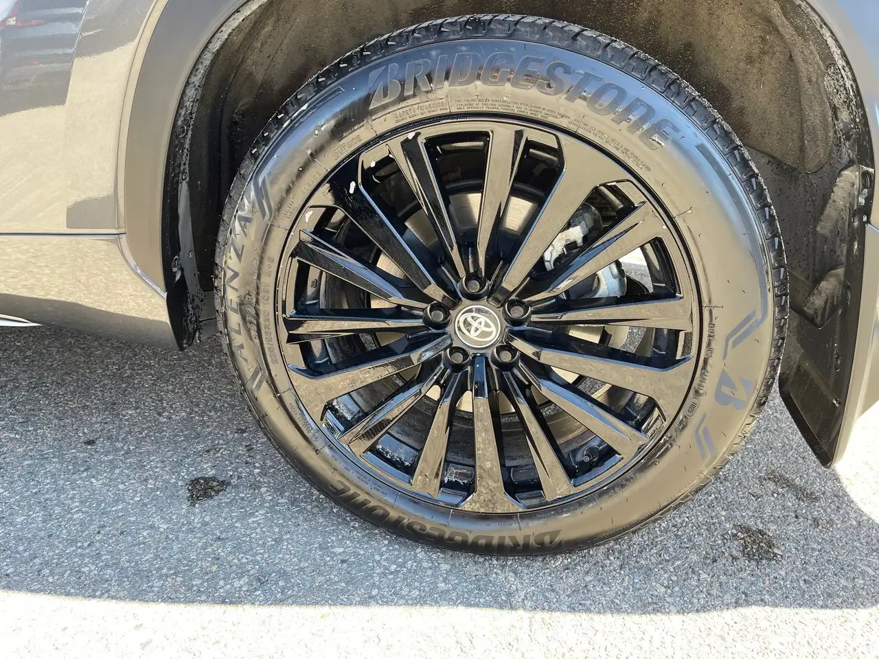 Toyota Highlander снимка Toyota Highlander