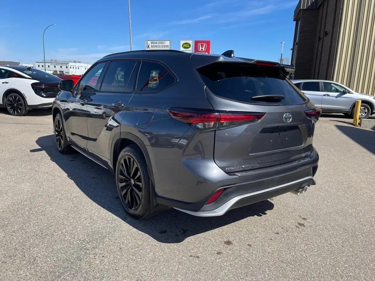 Toyota Highlander снимка Toyota Highlander