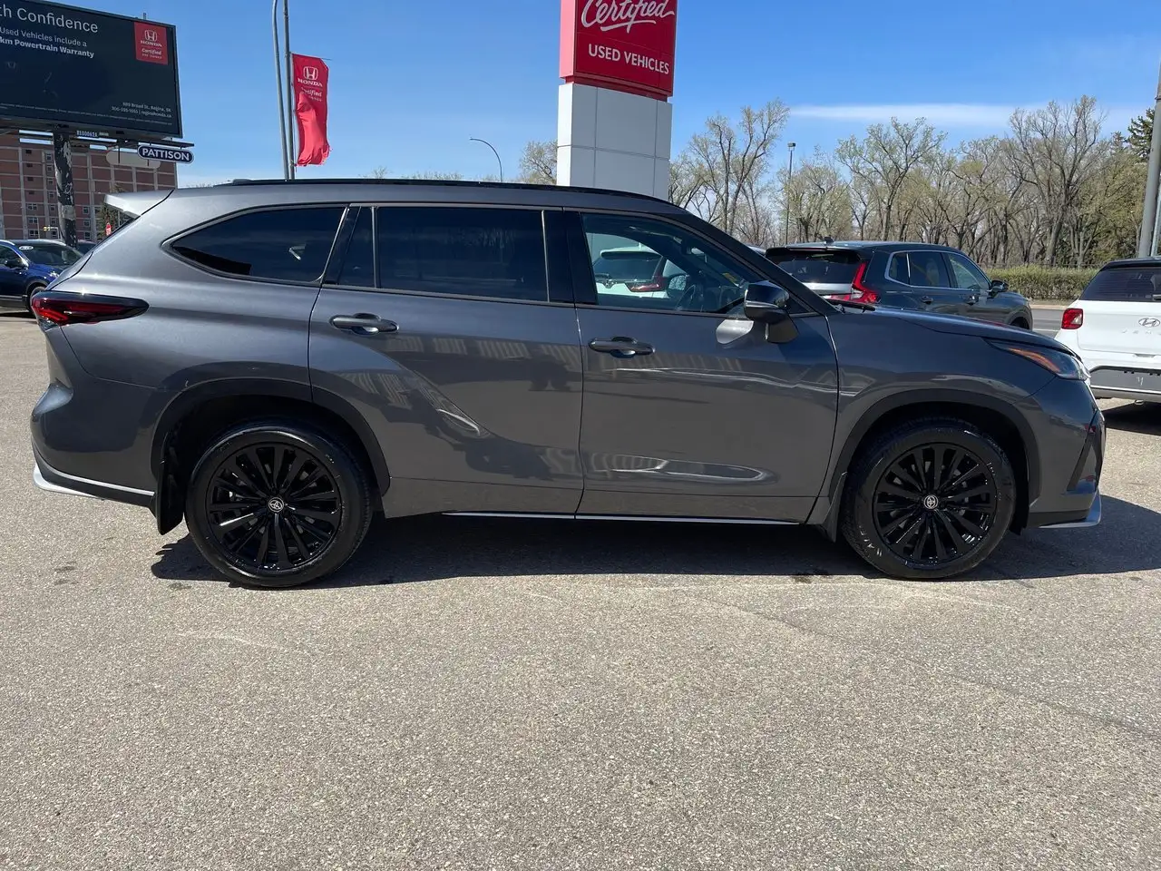 Toyota Highlander снимка Toyota Highlander