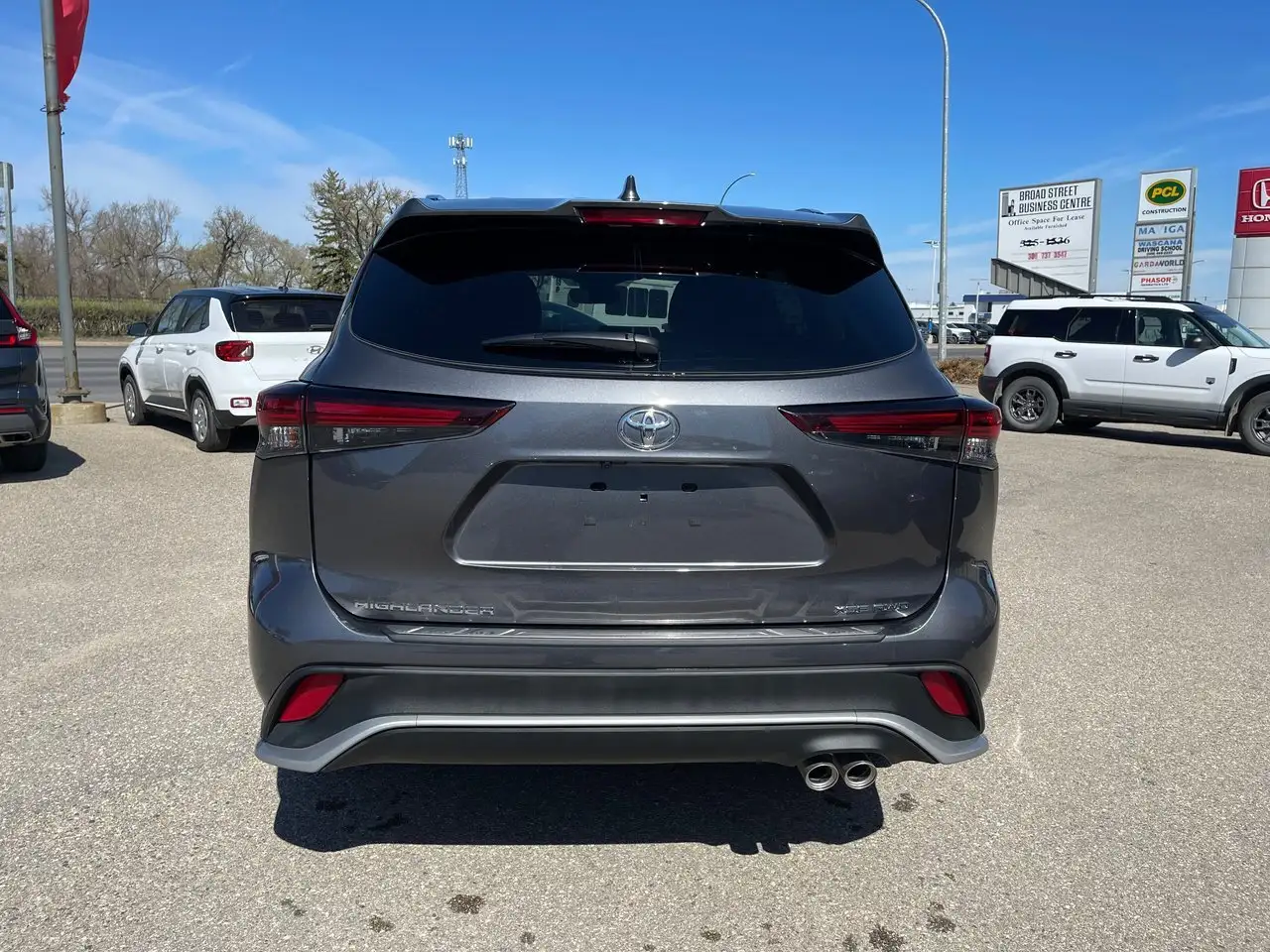 Toyota Highlander снимка Toyota Highlander