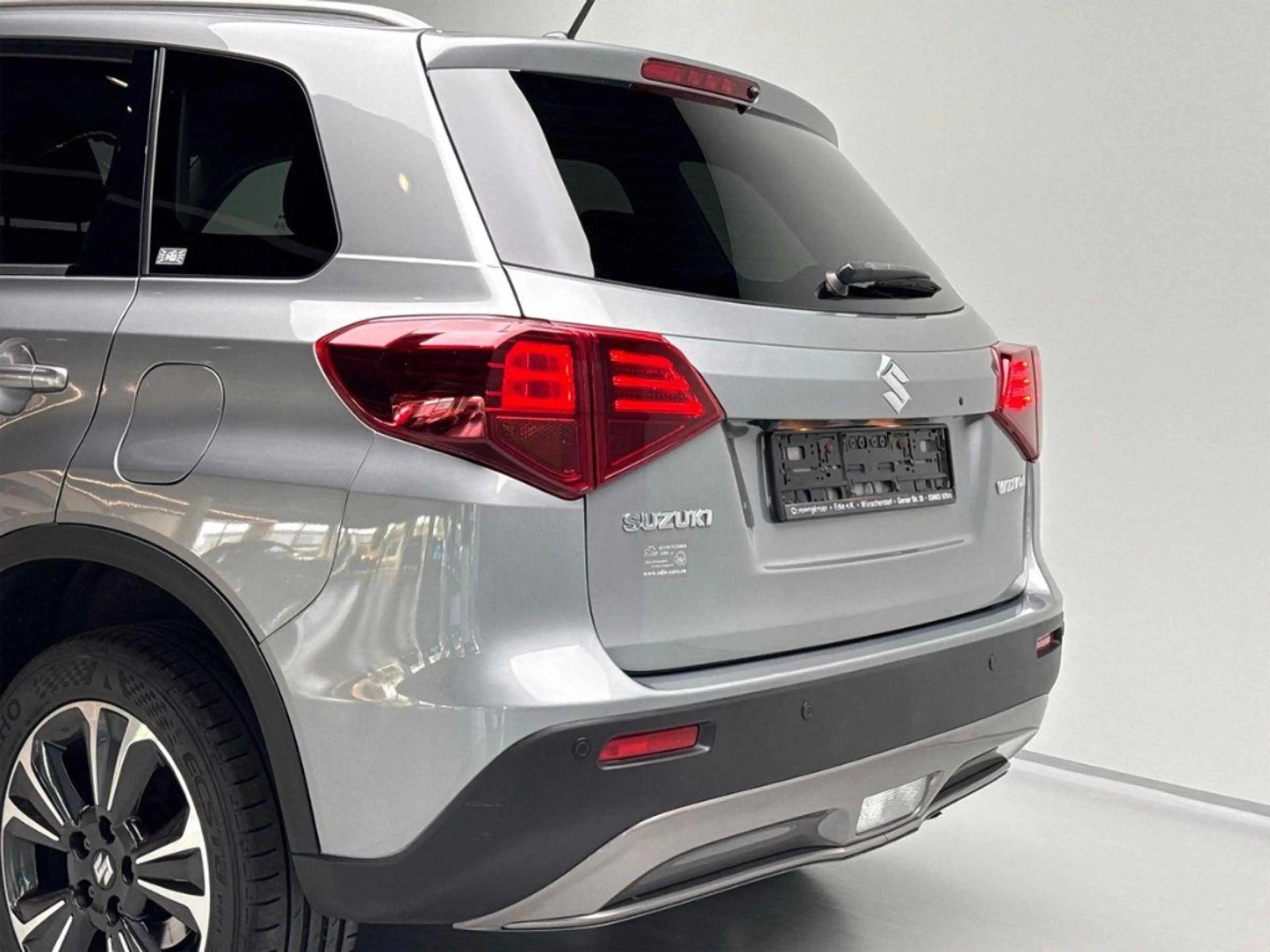 Suzuki Vitara Comfort 1.4 16V BoosterJet ACC Alcantara Kamera — photo 14