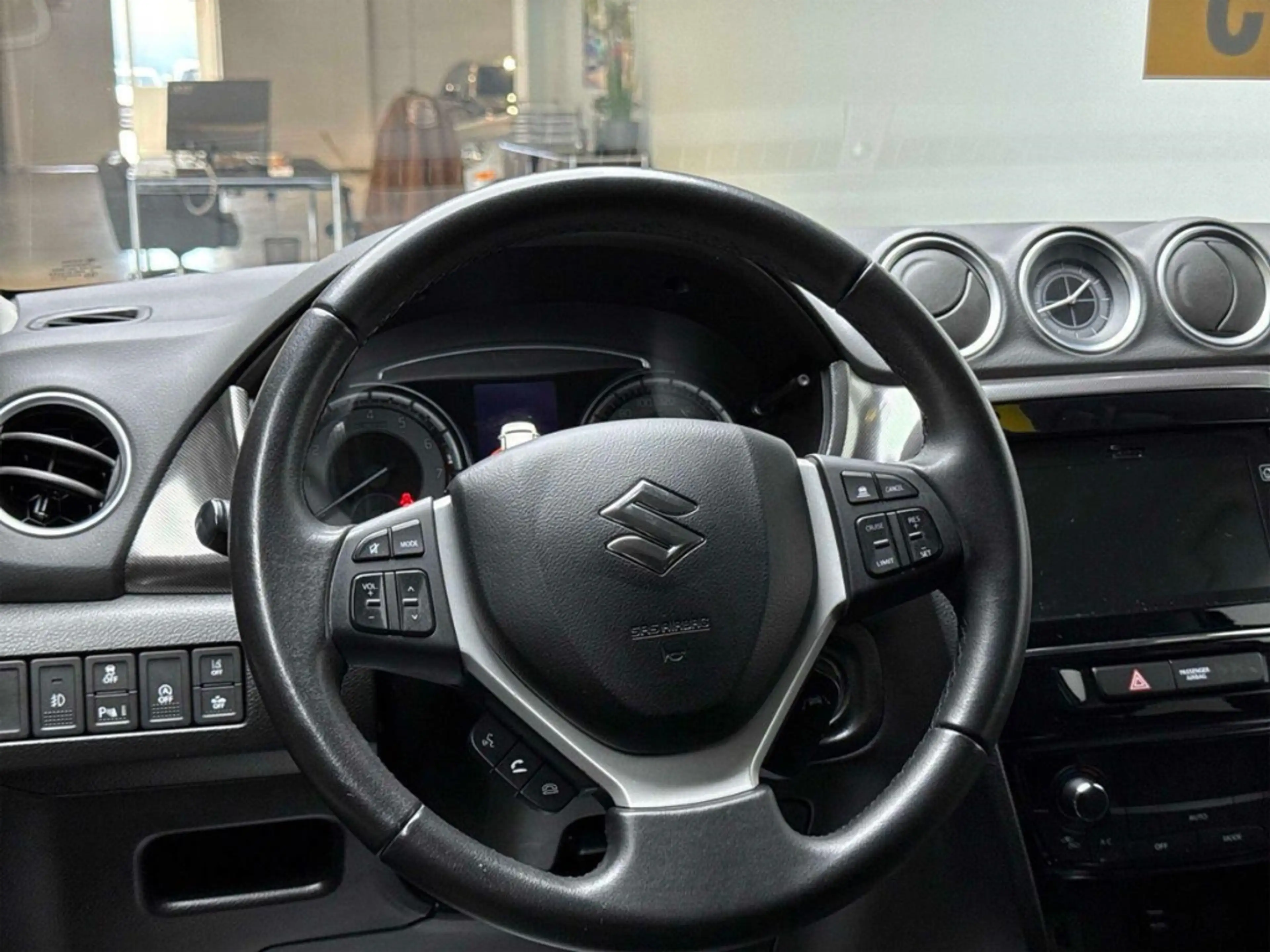 Suzuki Vitara Comfort 1.4 16V BoosterJet ACC Alcantara Kamera — photo 8